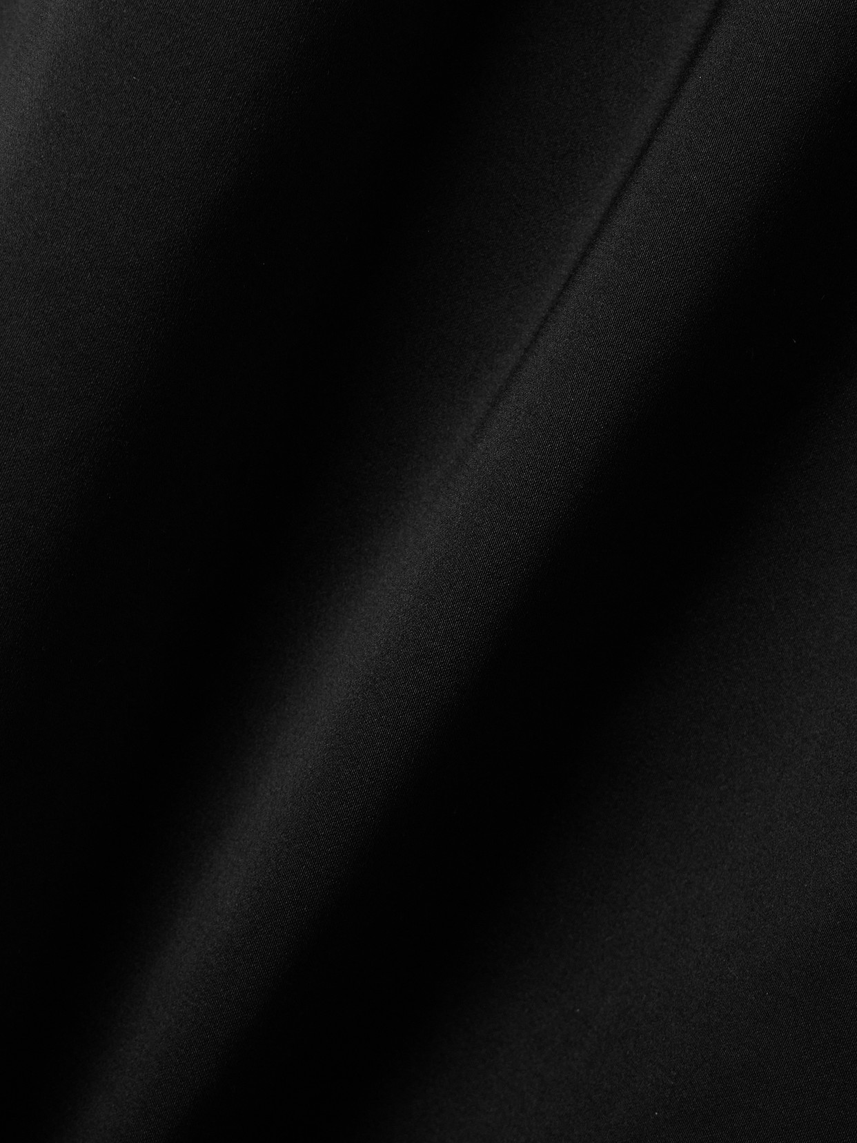 Wiederhoeft Recycled Duchesse-satin Midi Skirt In Black