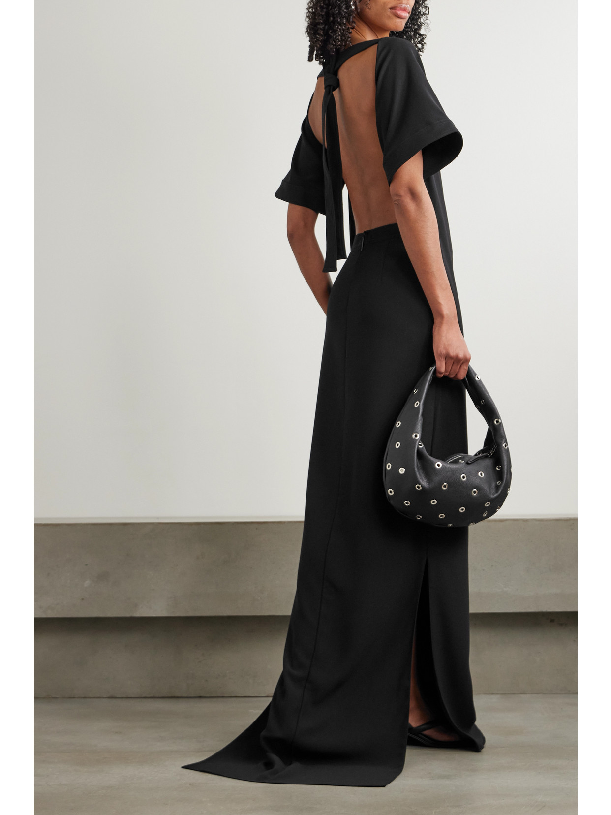 16arlington Clelia Open-back Crepe Gown In Black