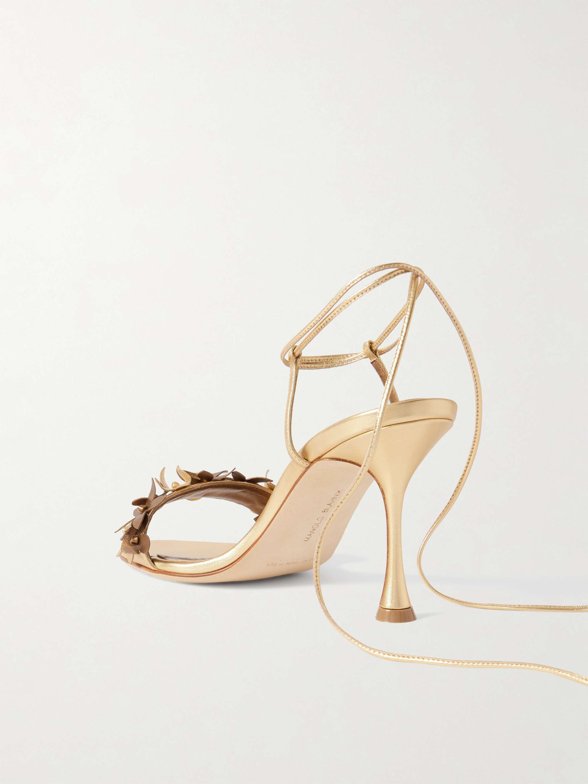 MANOLO BLAHNIK 