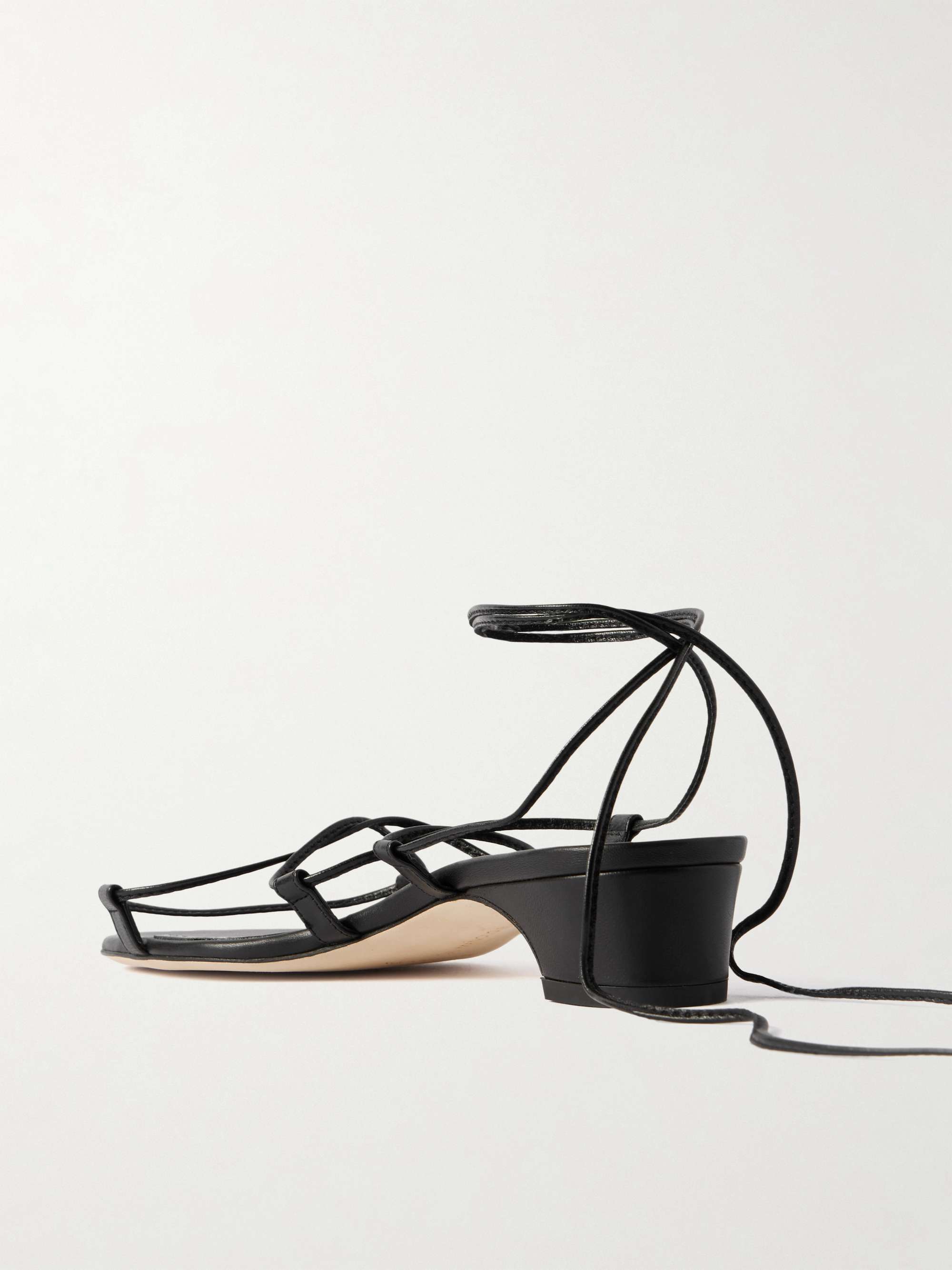 MANOLO BLAHNIK 