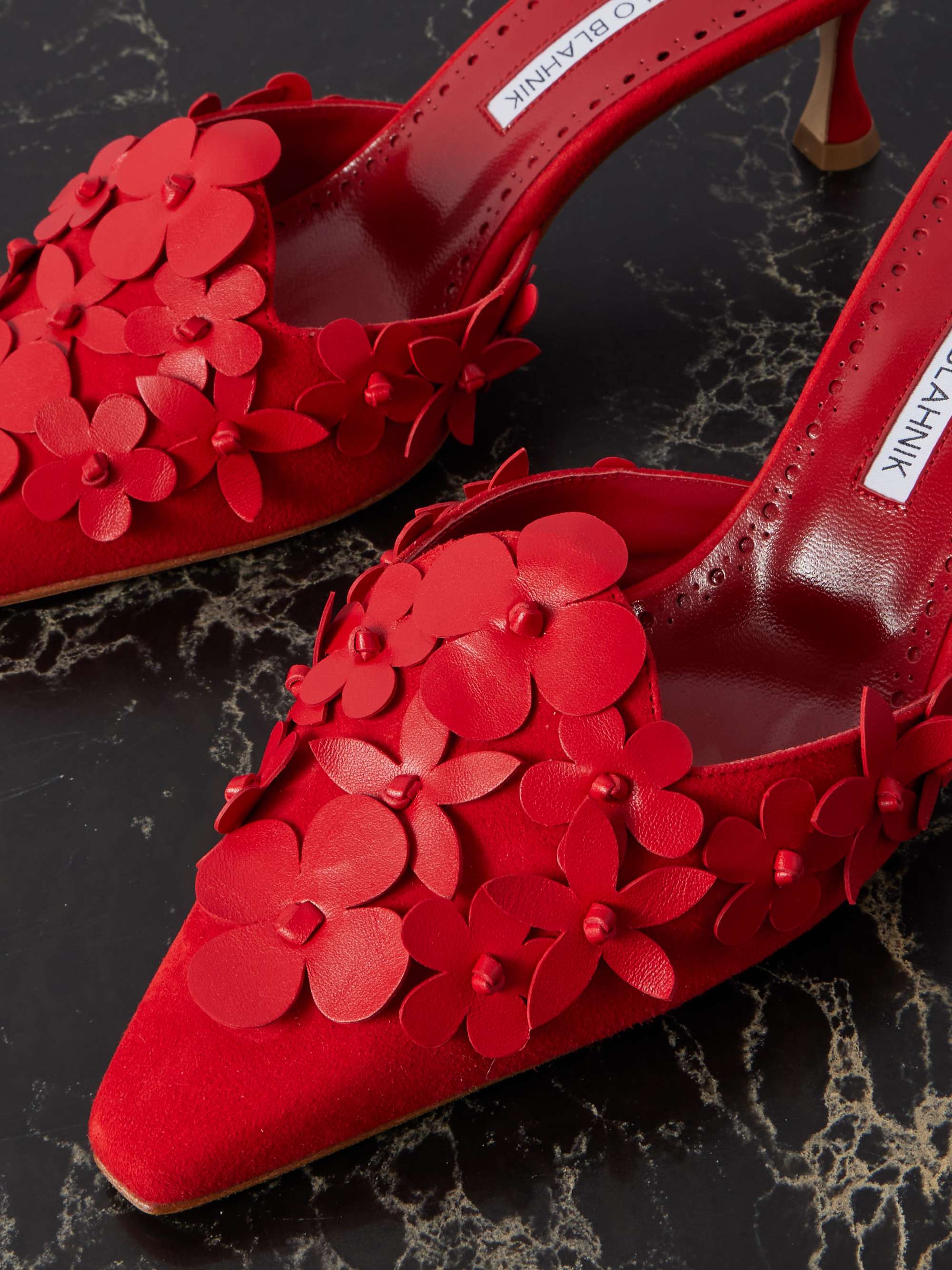 MANOLO BLAHNIK 