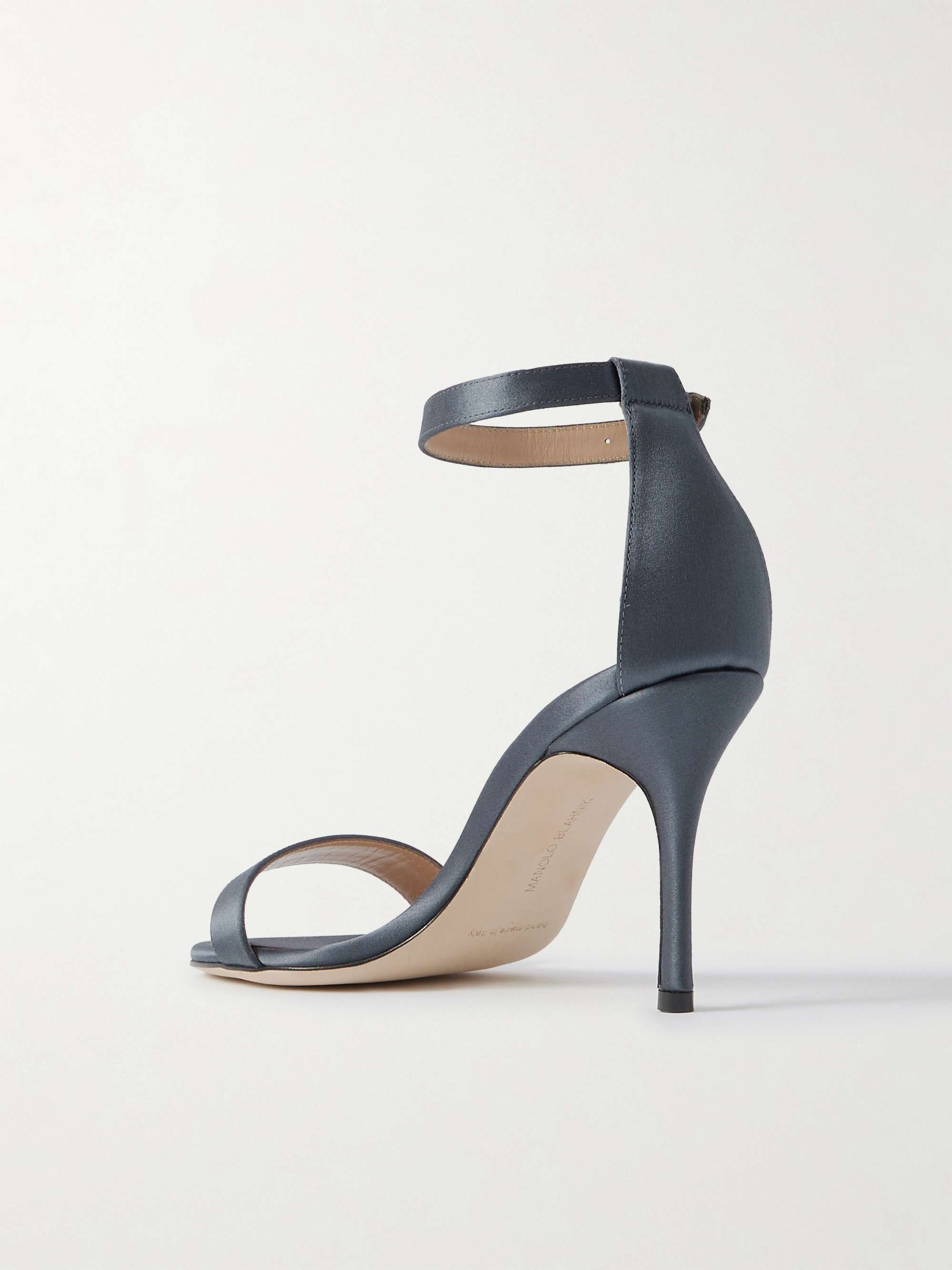 MANOLO BLAHNIK 