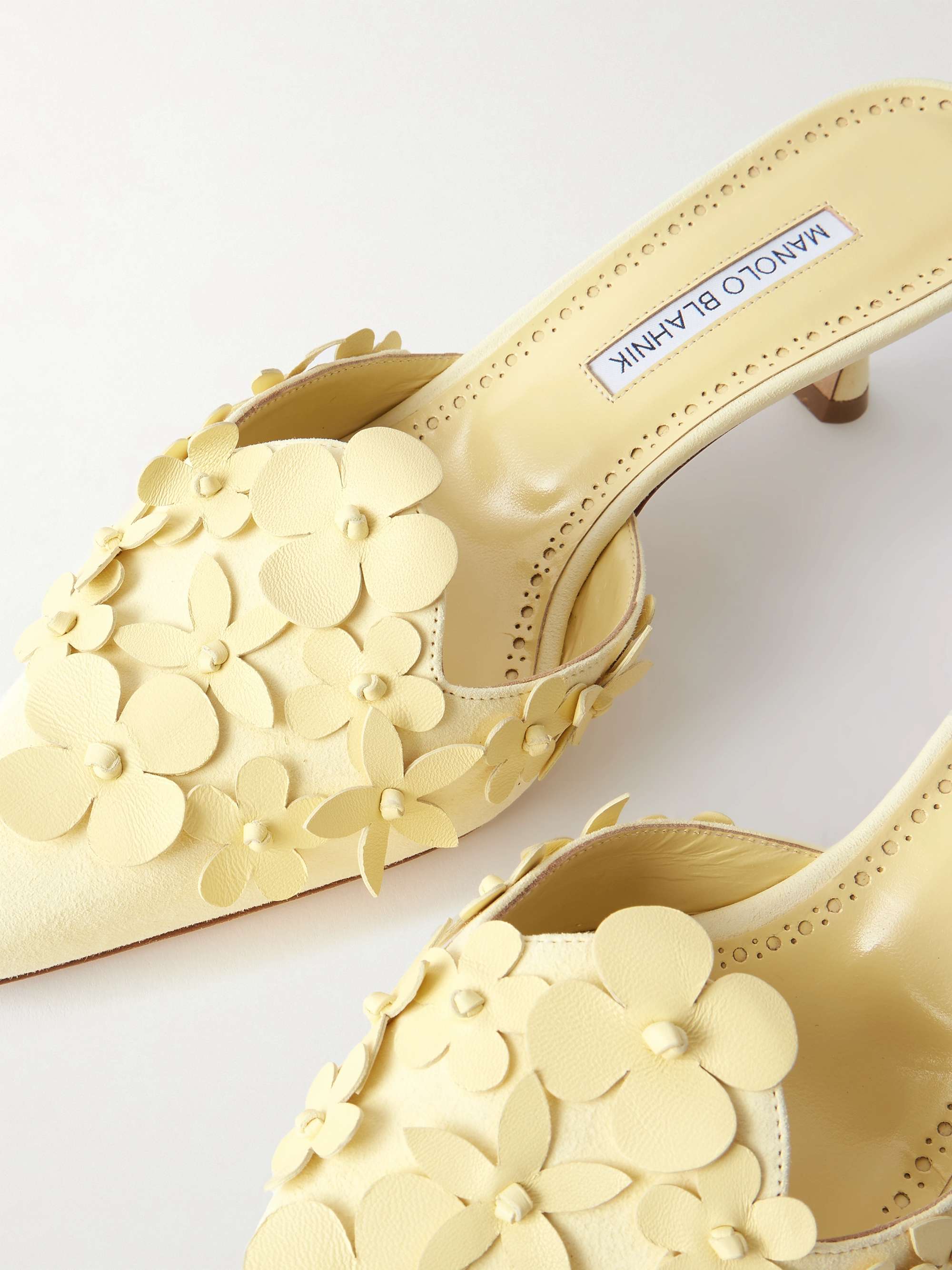 MANOLO BLAHNIK 