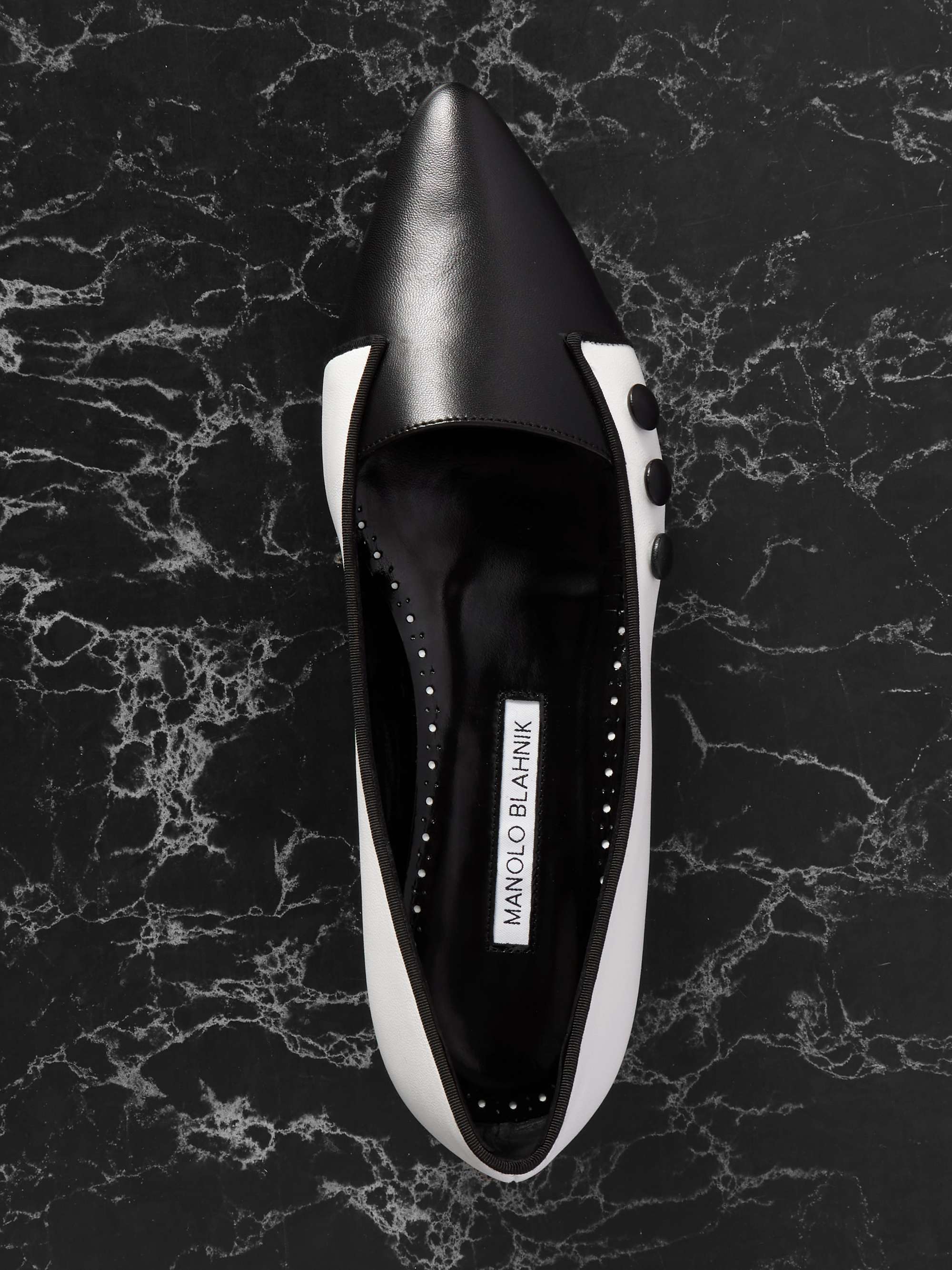 MANOLO BLAHNIK 