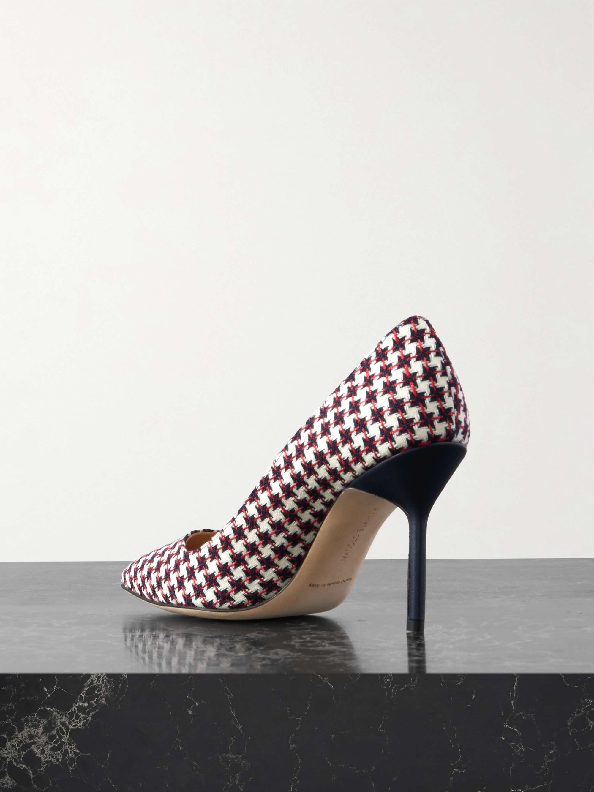 MANOLO BLAHNIK 