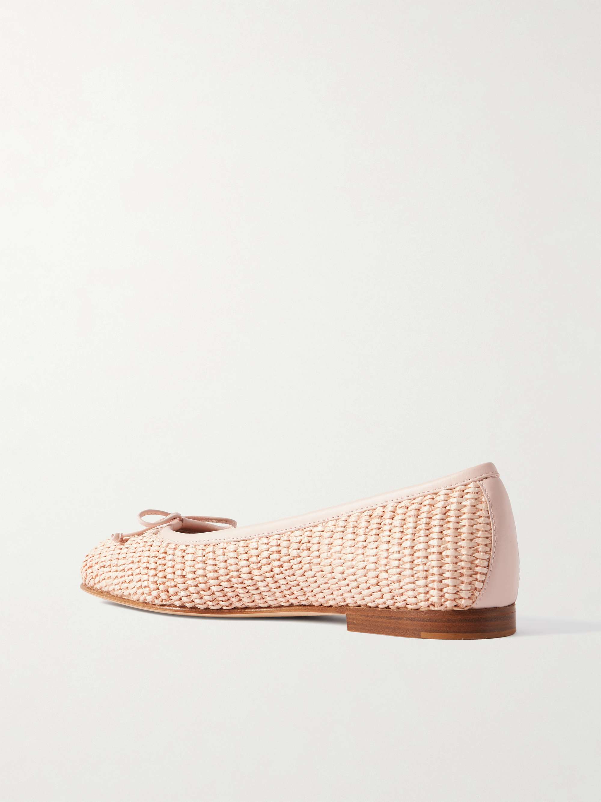MANOLO BLAHNIK 