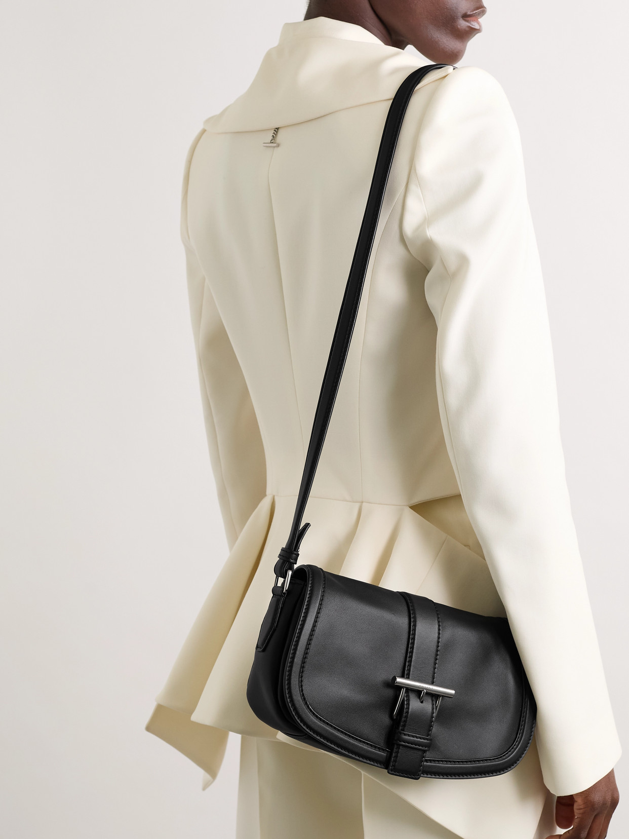 Alexander Mcqueen Buckle-embellished Leather Shoulder Bag In Black