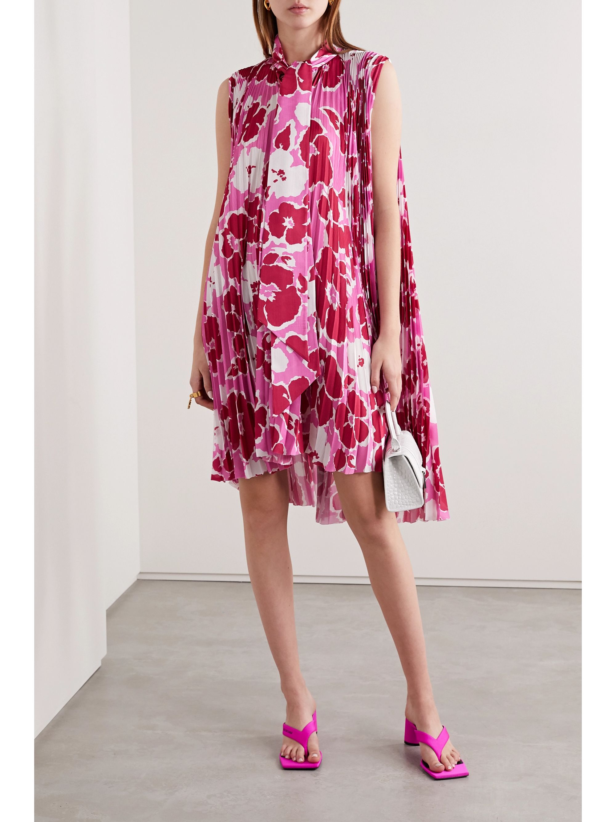 balenciaga floral mini dress Balenciaga Floral Print Mini Dress - Dresses, Clothing - BAL376228