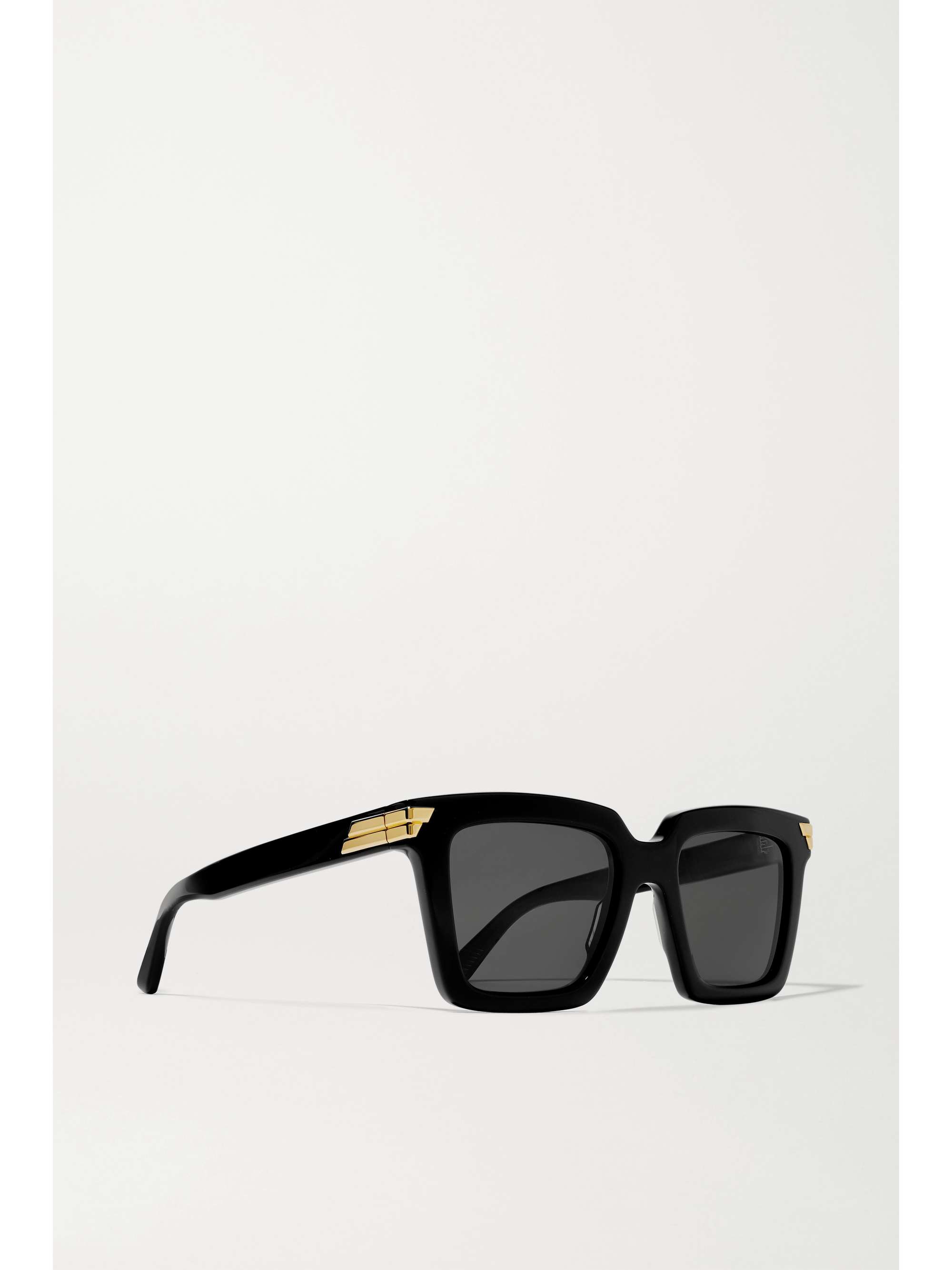black sunglasses oversized