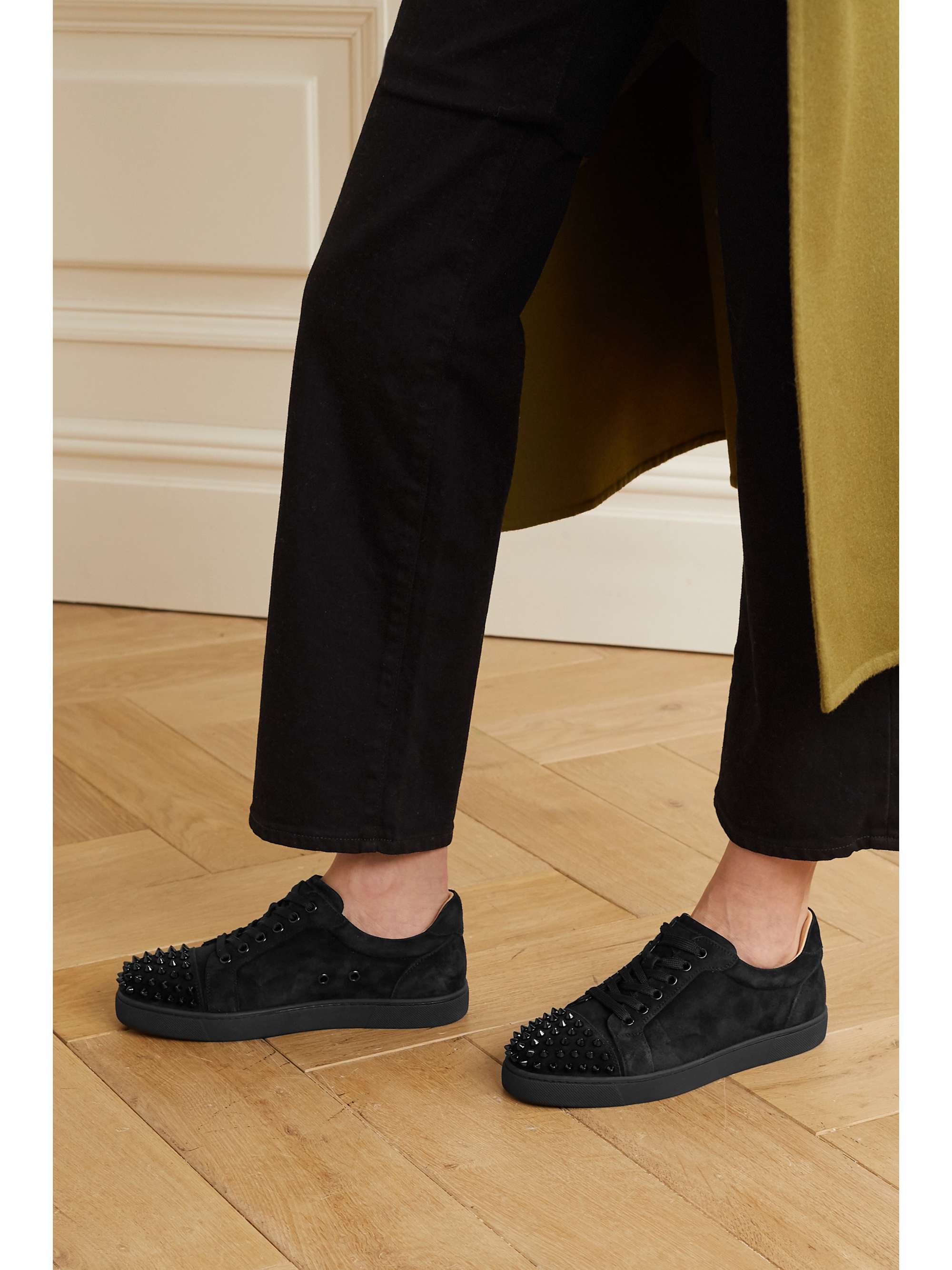 louboutin spikes heren,Free delivery,timekshotel.com