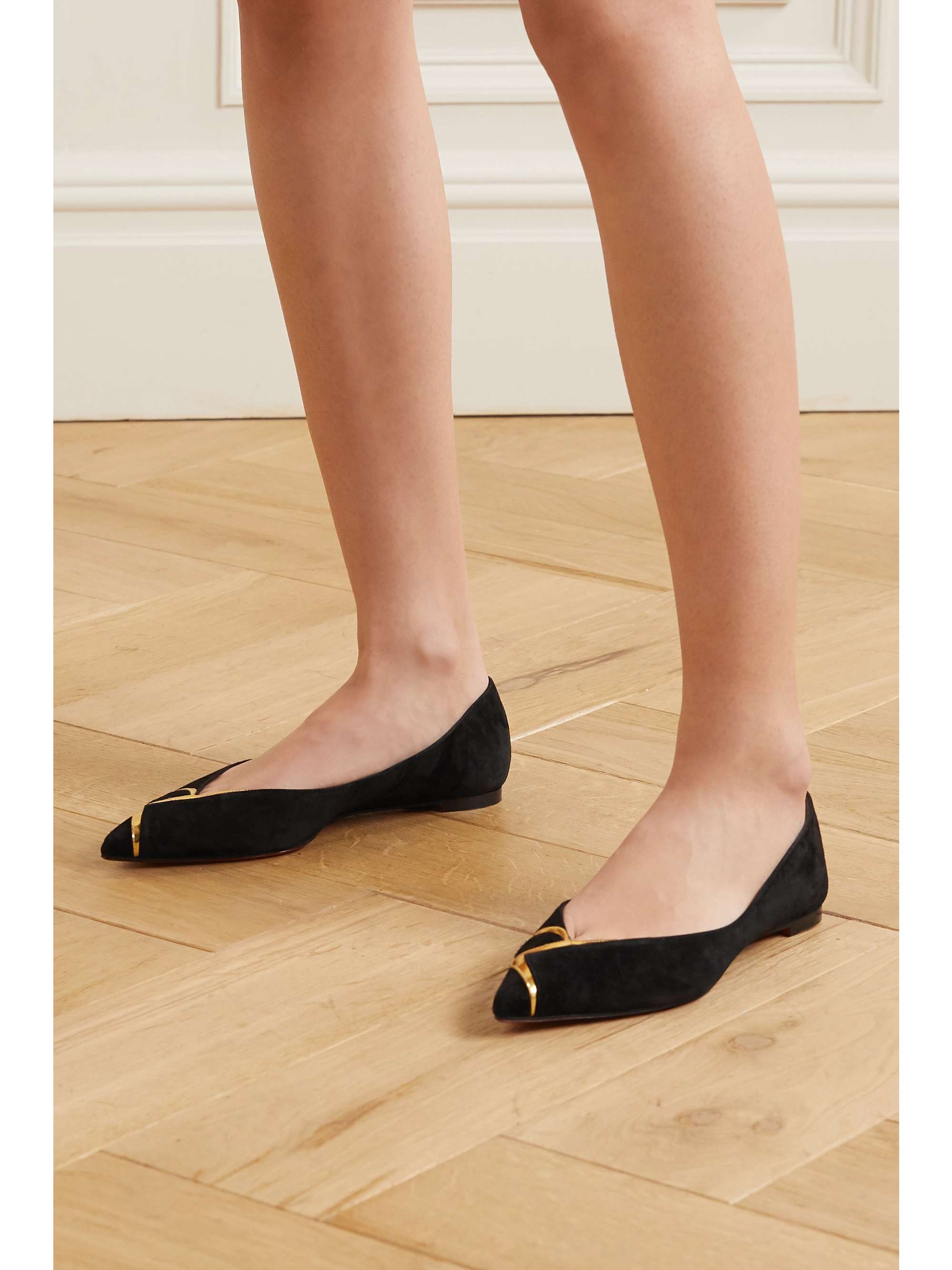 nike air force vandalised