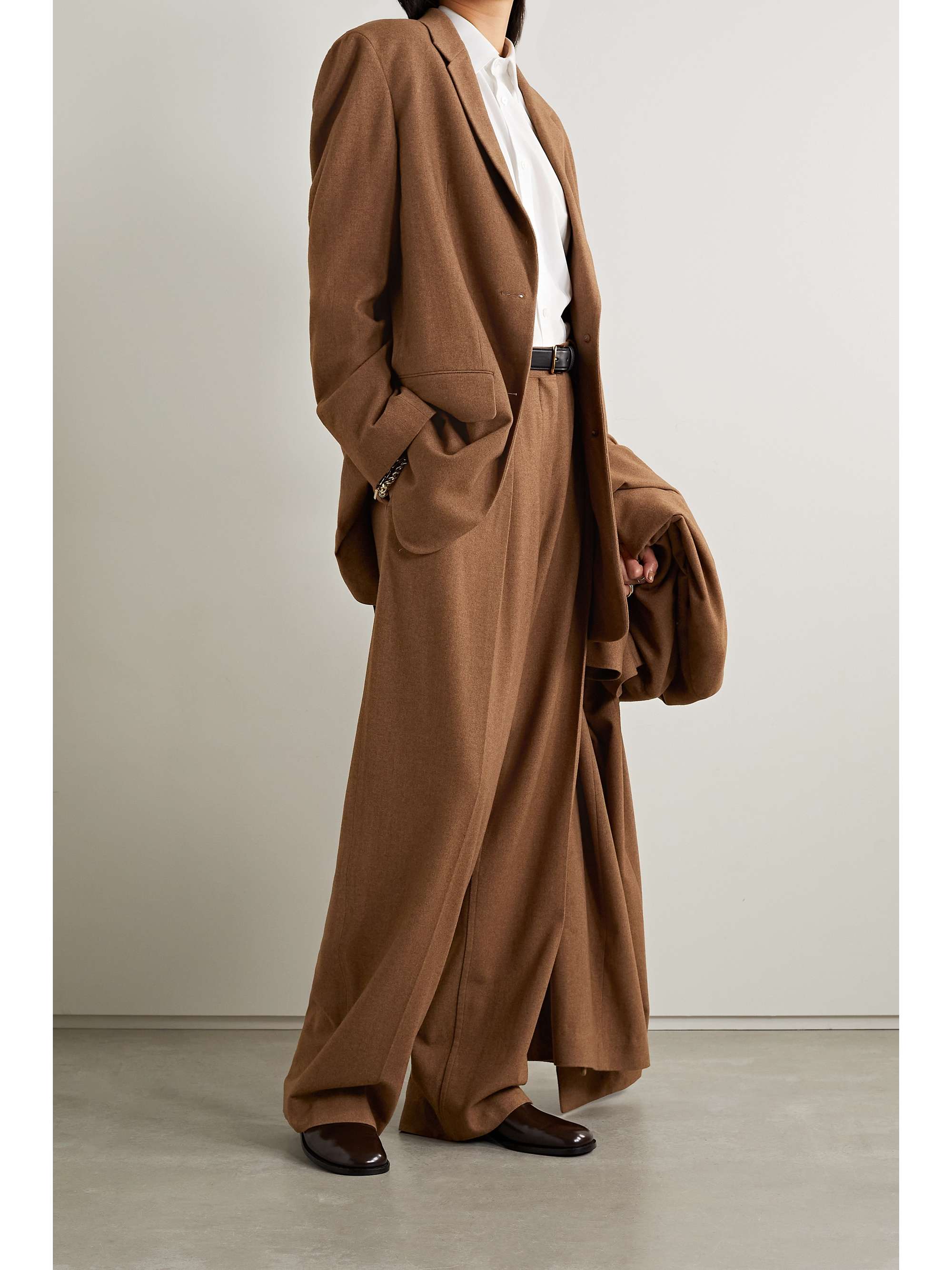 THE ROW Stonna oversized silk and cashmere-blend blazer