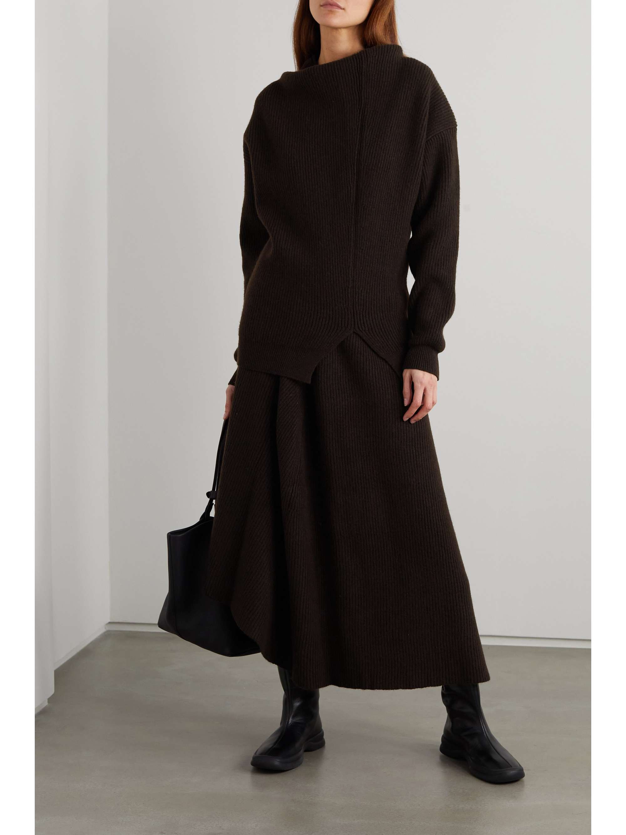 THE ROW Dassimo ribbed wool turtleneck sweater