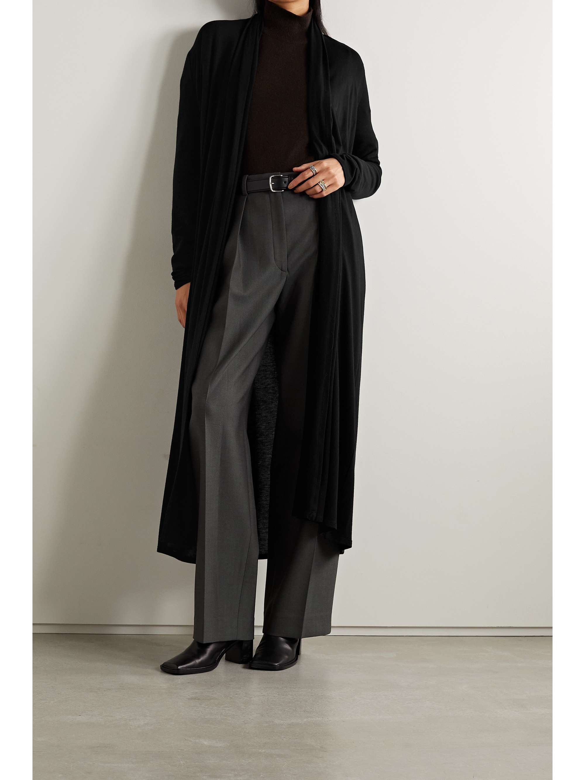 Black Doppo TENCEL-blend cardigan | THE 
