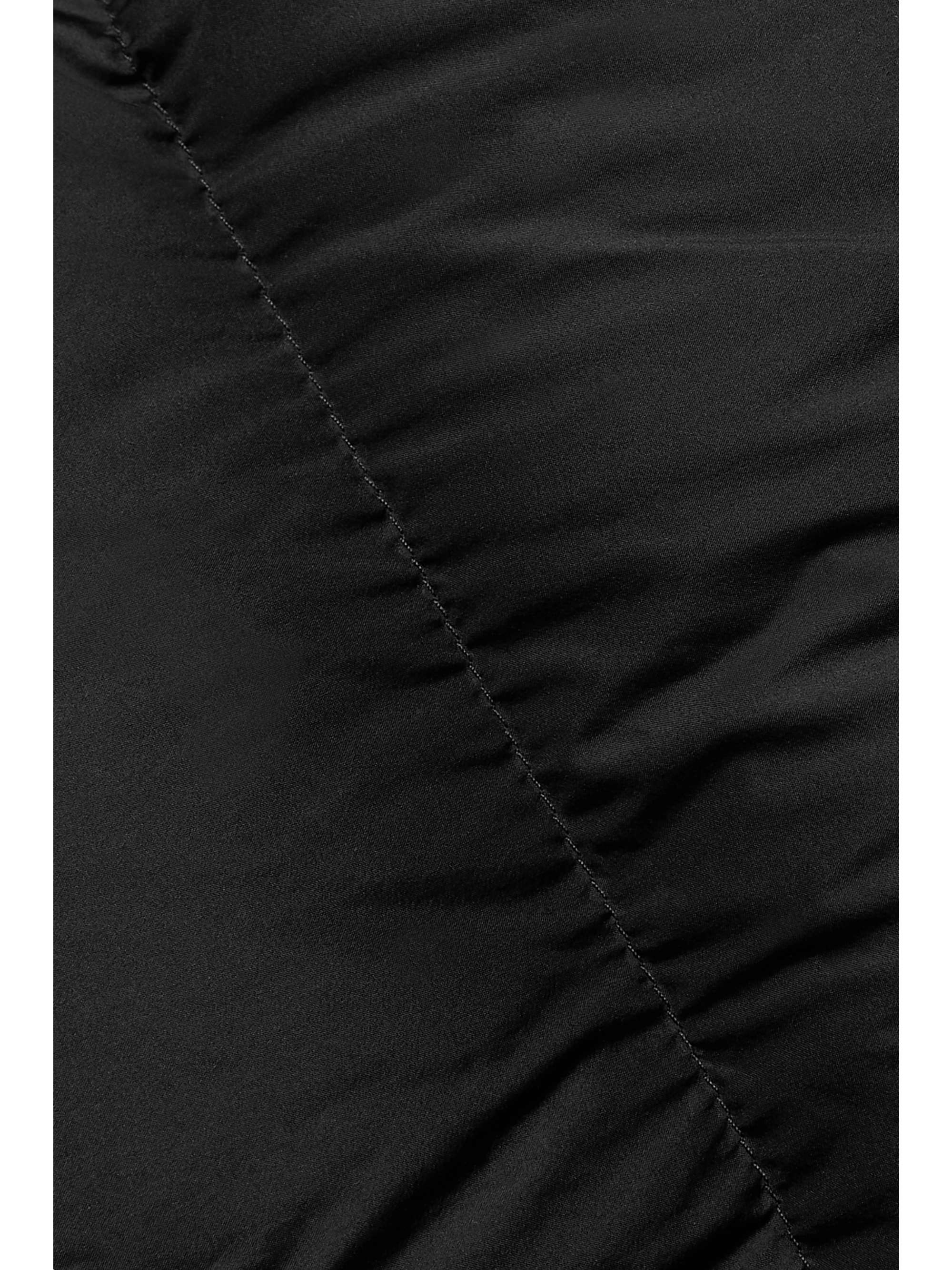 BURBERRY Quilted shell down jacket