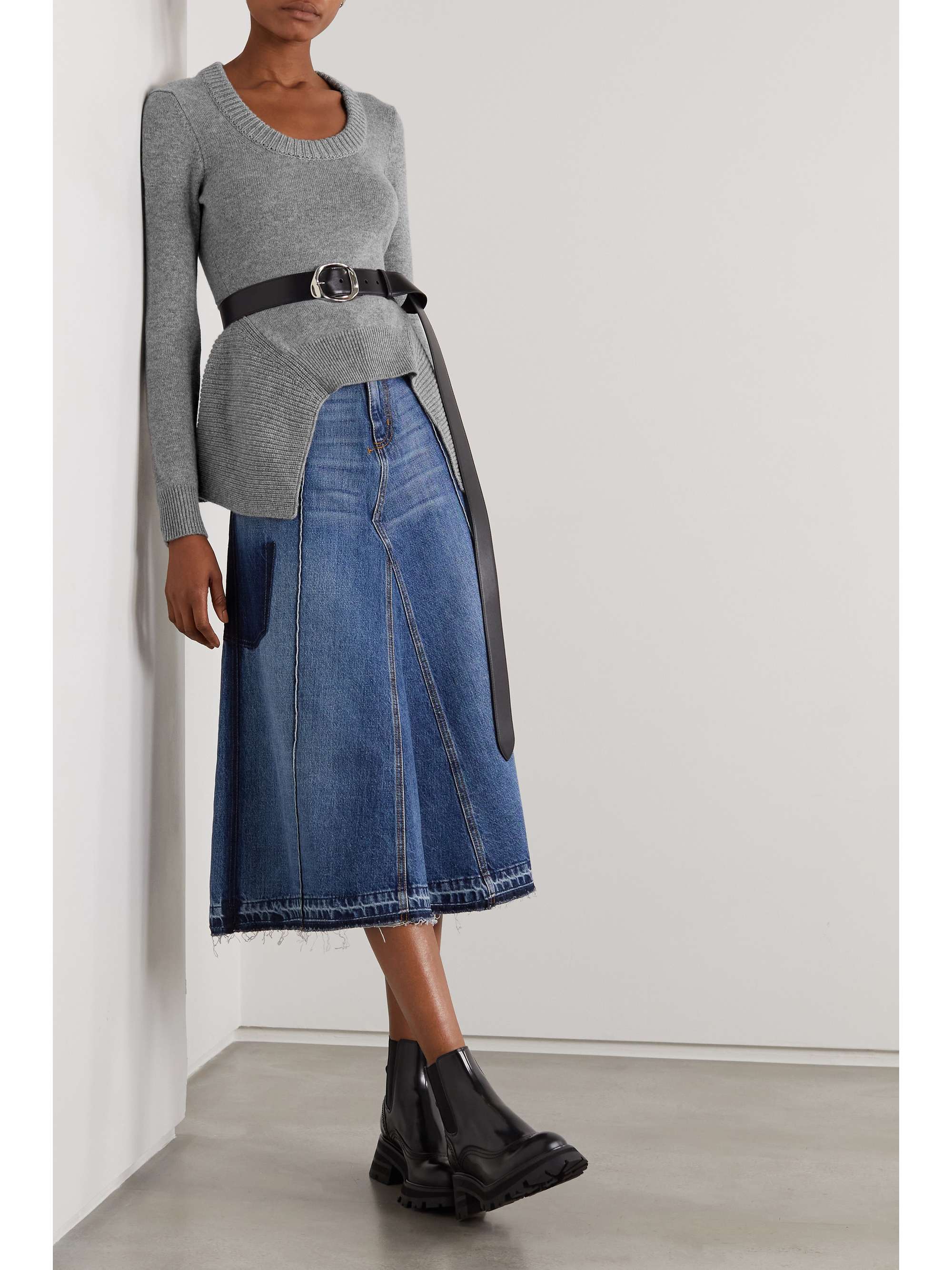 Asymmetric ribbed cashmere sweater Asymmetric ribbed cashmere sweater