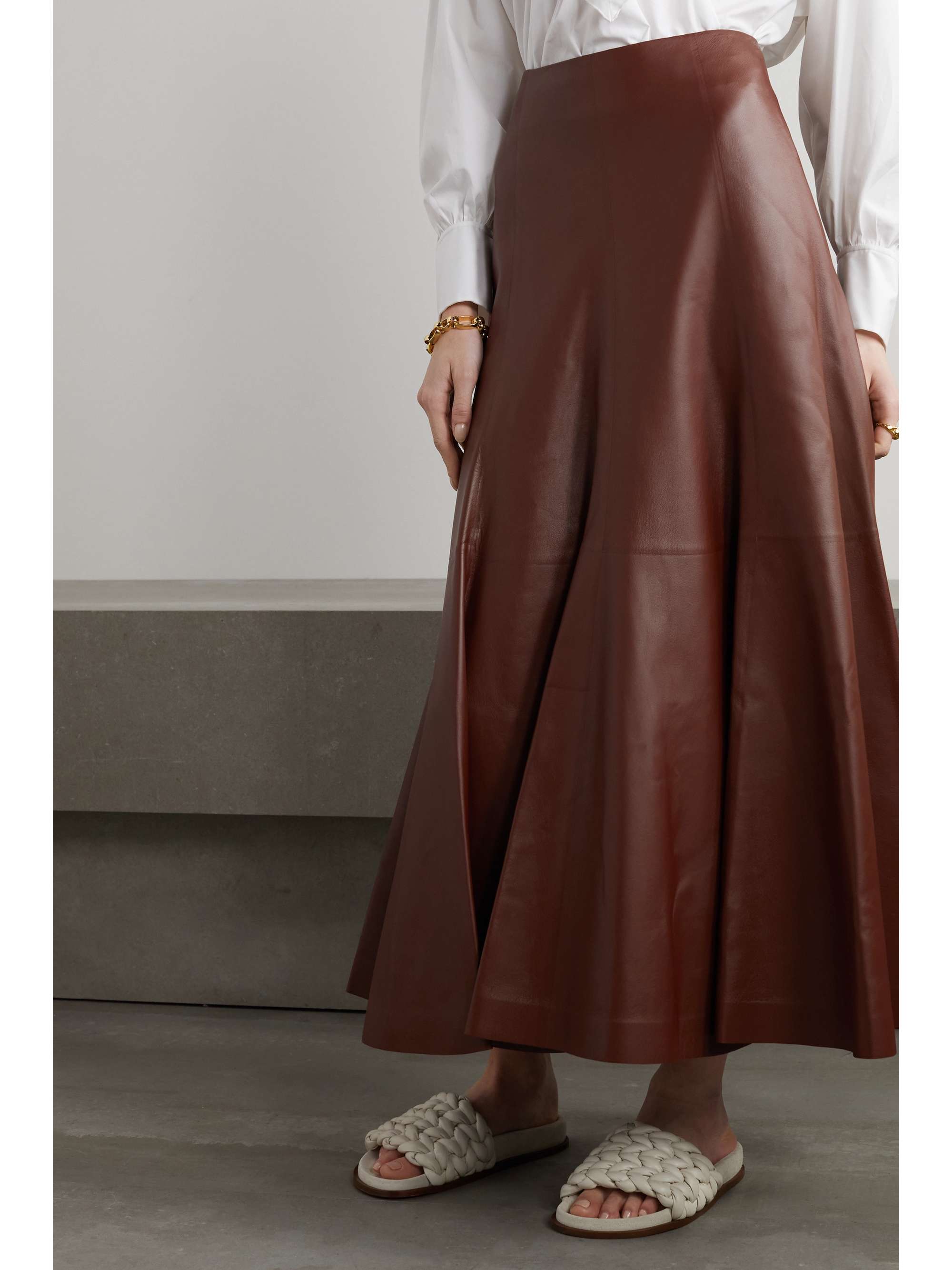 CHLOÉ Leather midi skirt