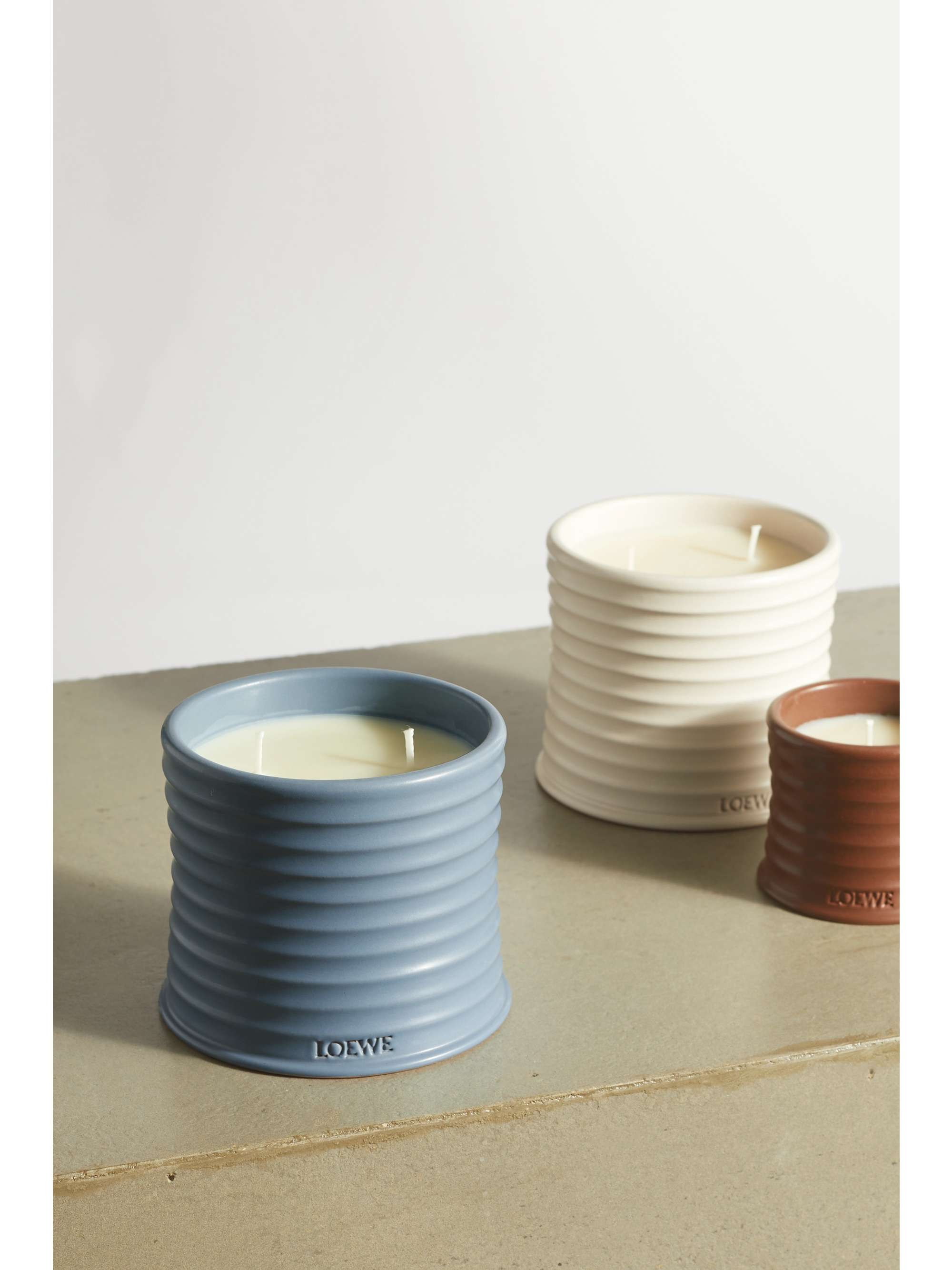 LOEWE PERFUMES 番茄叶中号香薰蜡烛，610g