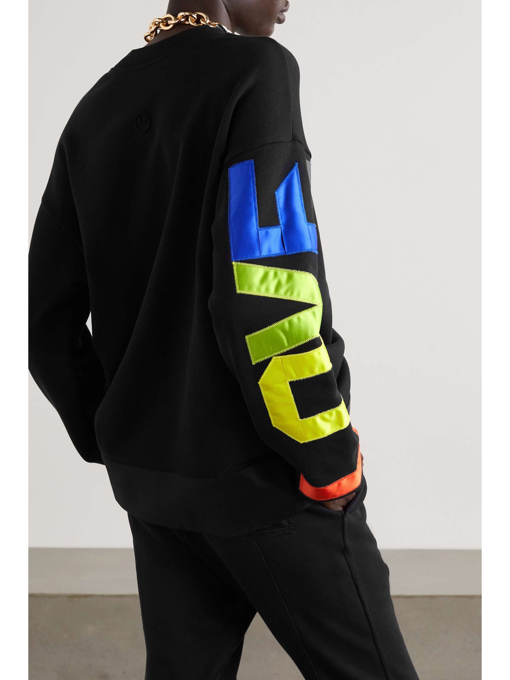 AZ FACTORY Free To Pullover aus einer Mischung aus Biobaumwolle und PYRATEX® SeaCell™ mit Intarsienmotiv