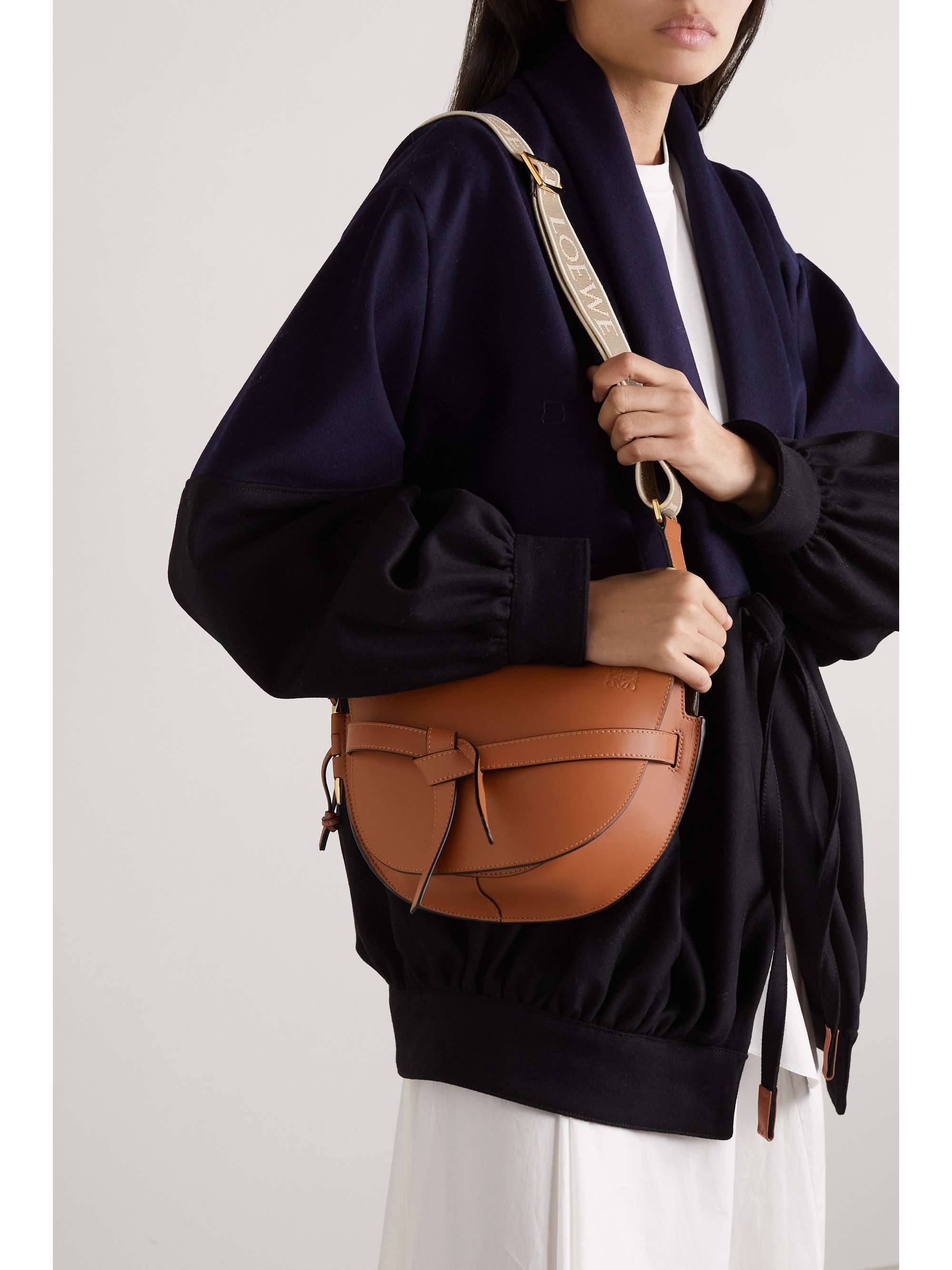 LOEWE Gate Shoulder Bag email.unae.edu.py