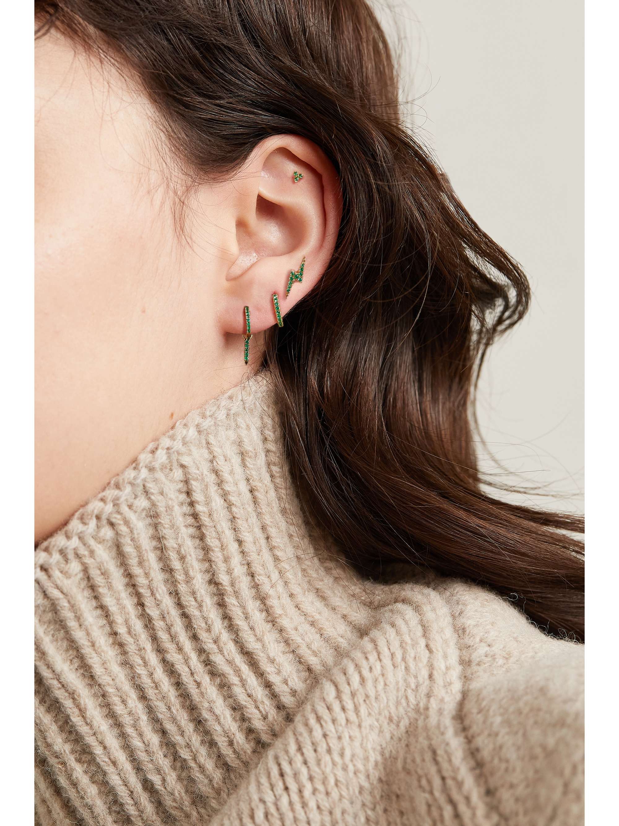 MARIA TASH Trinity 18-karat gold emerald single earring