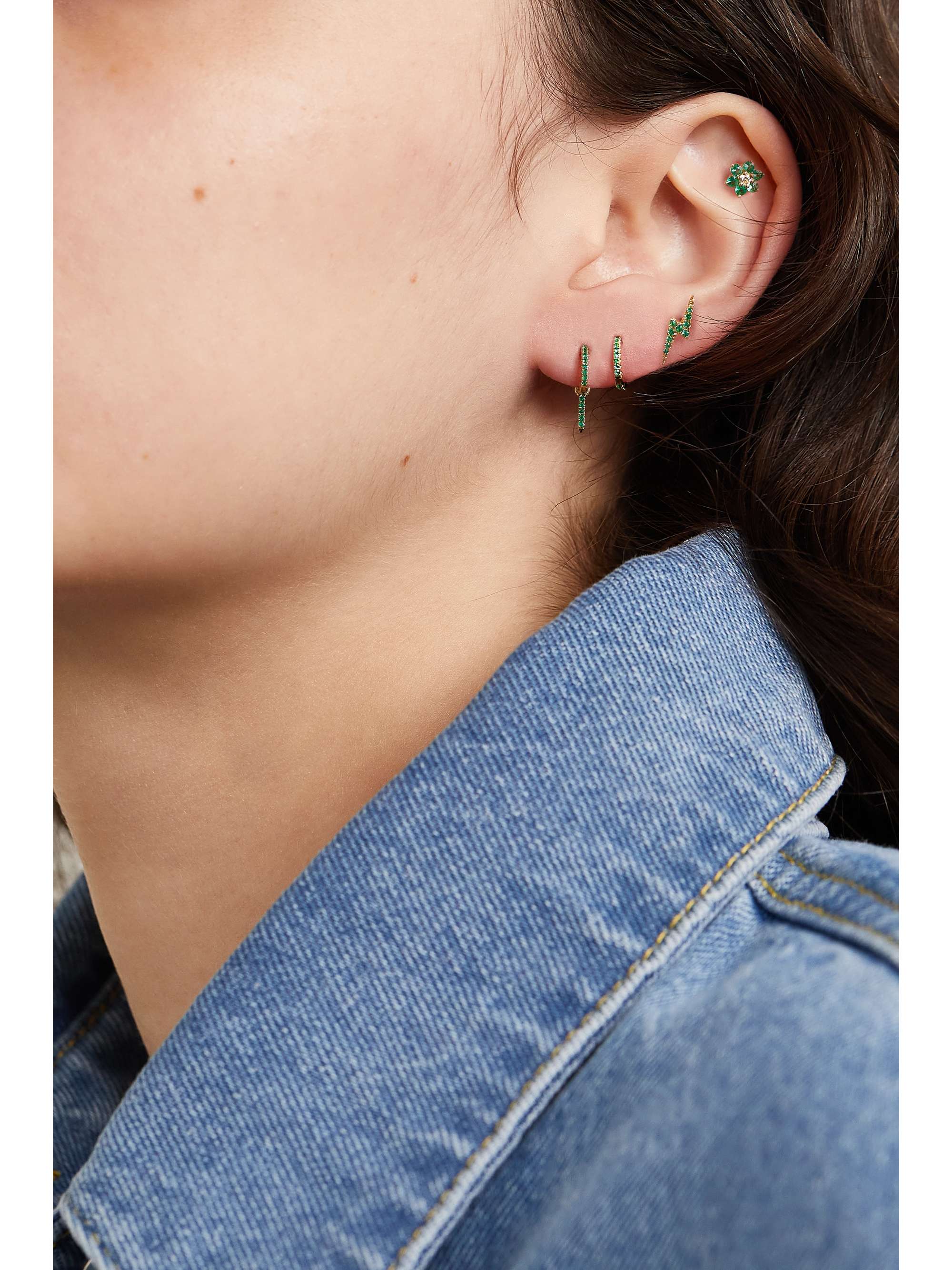 MARIA TASH 6.5mm 18-karat gold emerald hoop single earring