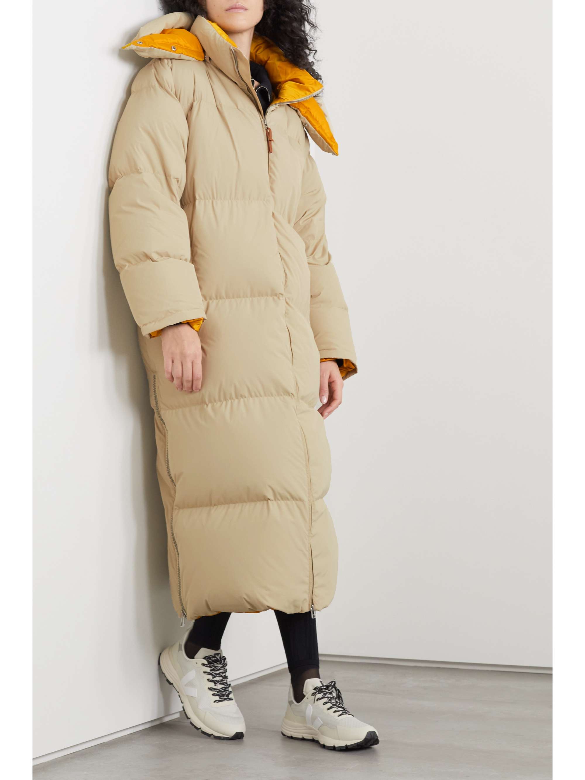 TORY SPORT Hooded quilted shell down coat