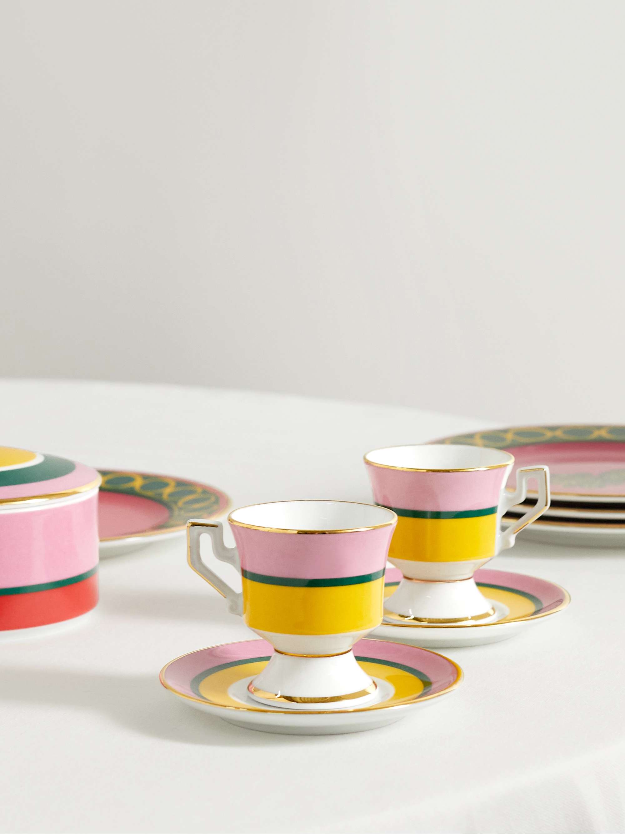 LA DOUBLEJ Set of two gold-plated porcelain espresso cups and saucers