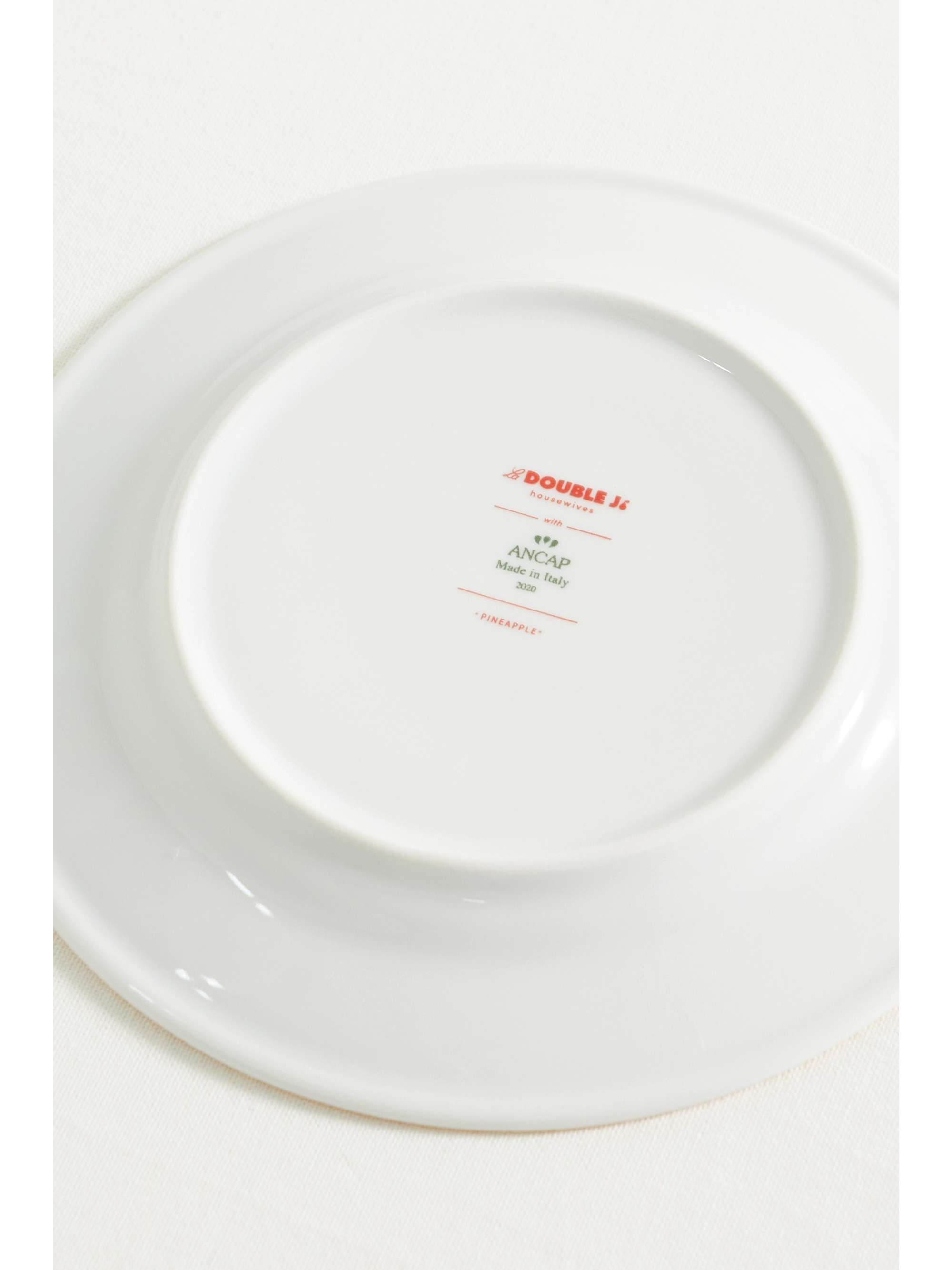 LA DOUBLEJ Set of two gold-plated porcelain dessert plates