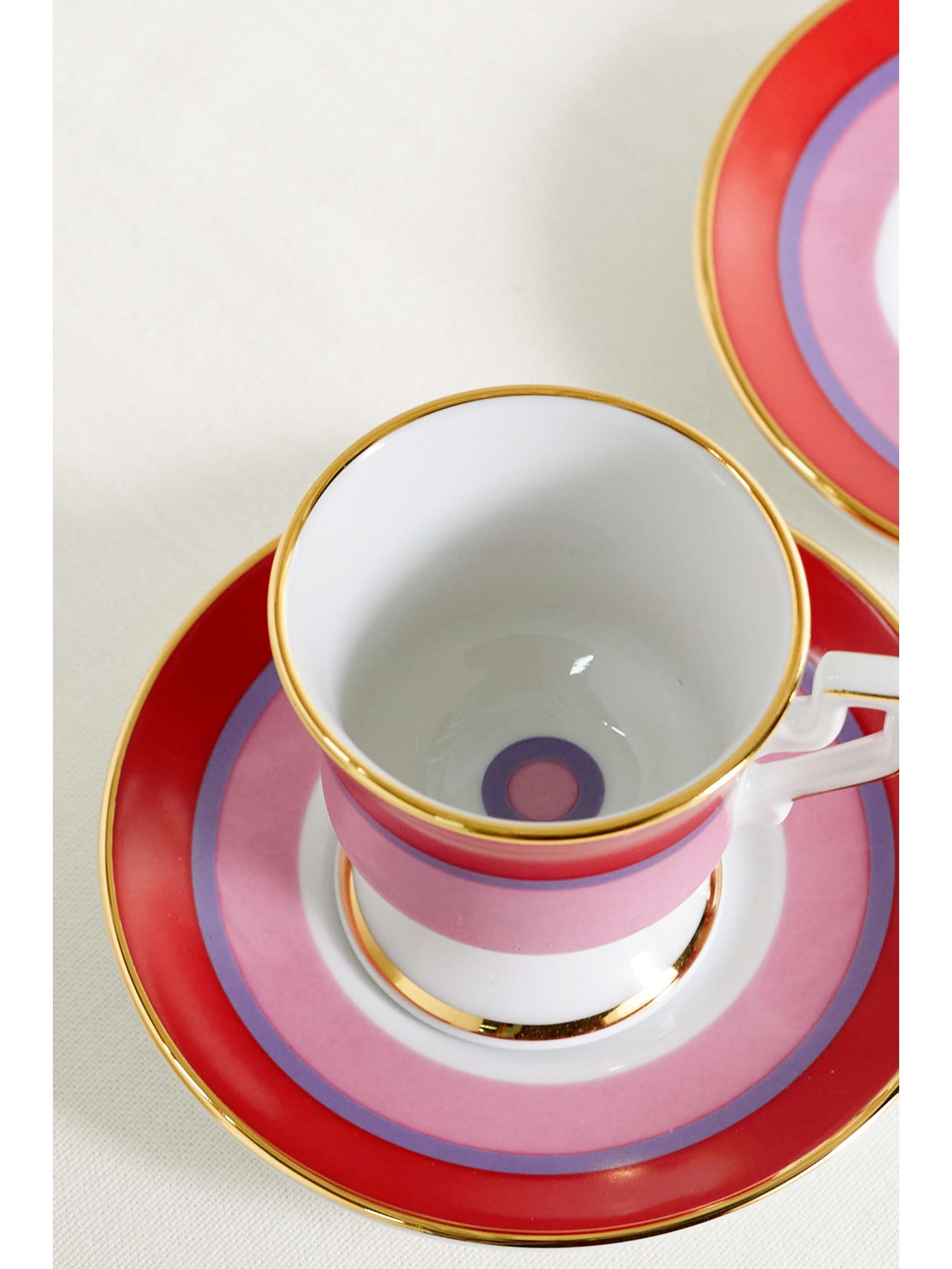 LA DOUBLEJ Set de deux tasses à expresso et soucoupes en porcelaine plaquée or