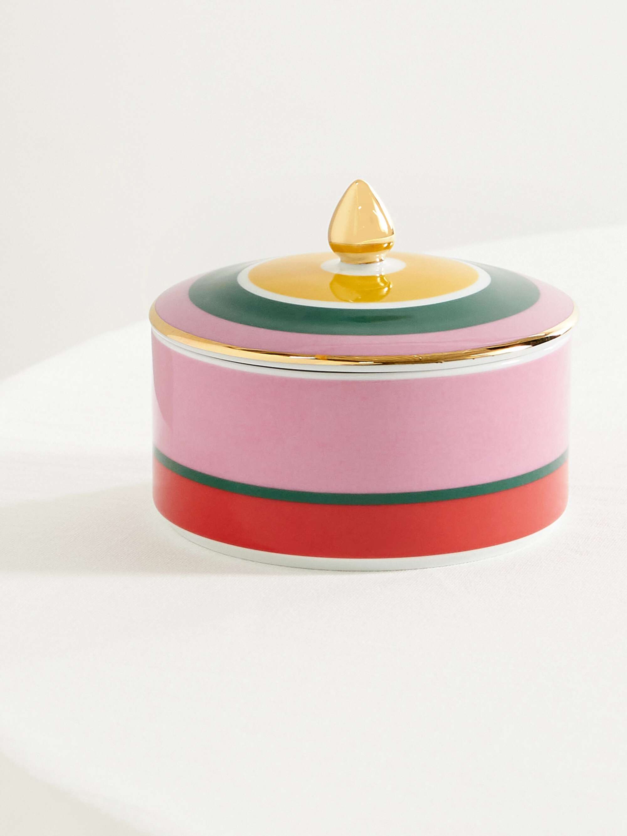 LA DOUBLEJ Gold-plated porcelain jar