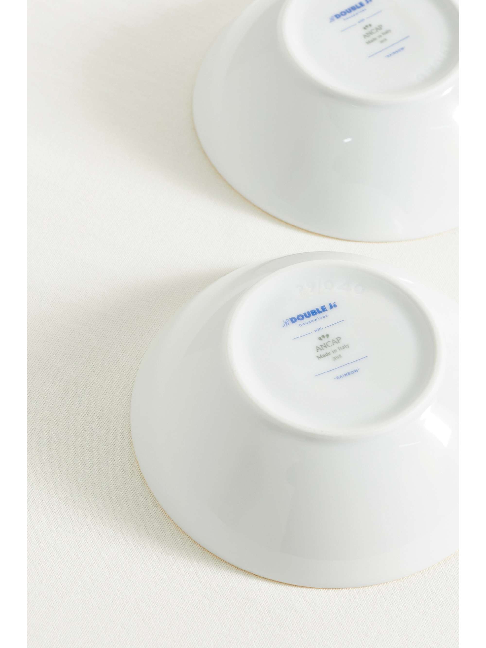 LA DOUBLEJ Set de quatre bols à glace en porcelaine plaquée or