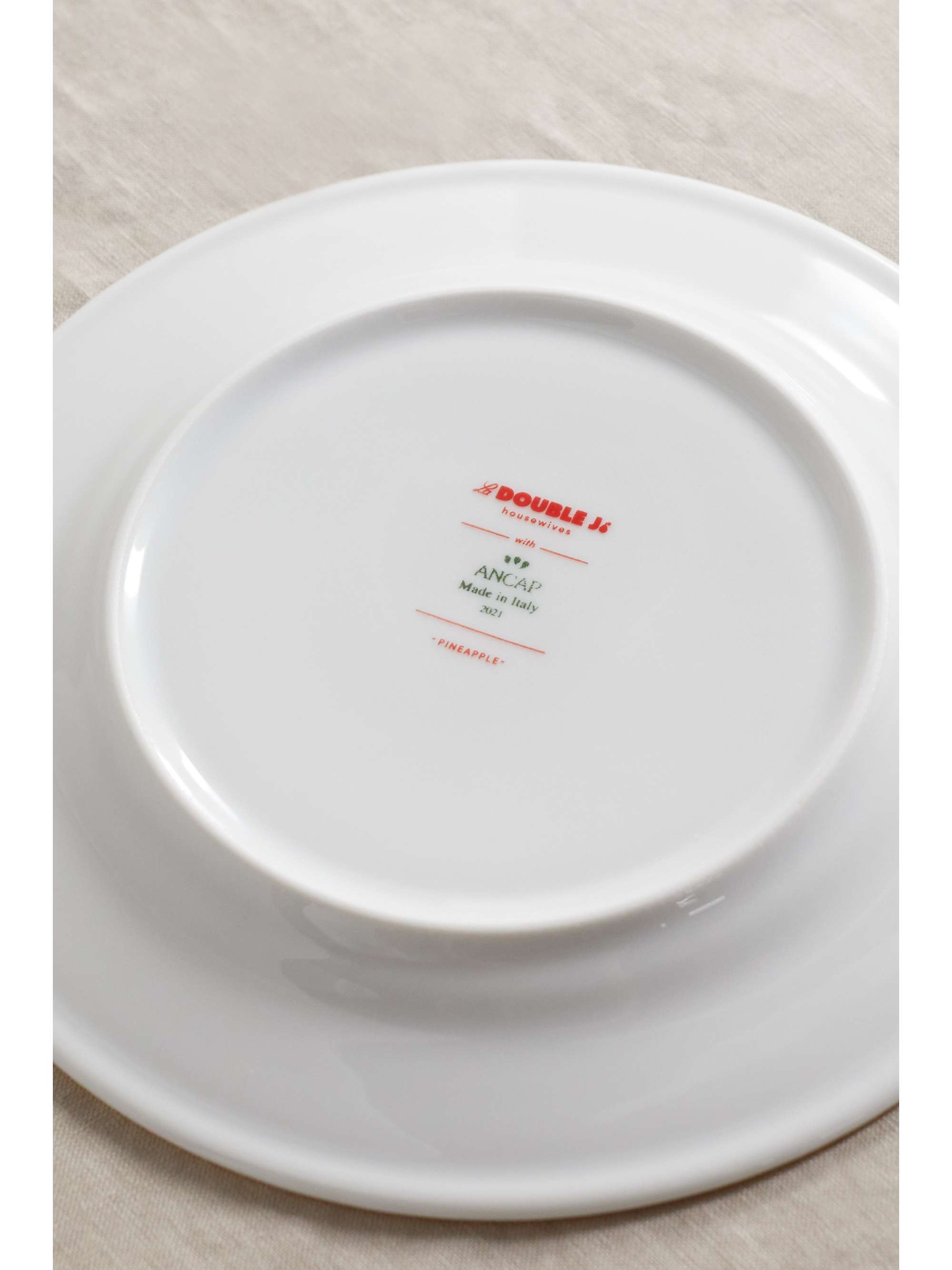 LA DOUBLEJ Set of six 20cm gold-plated porcelain dessert plates