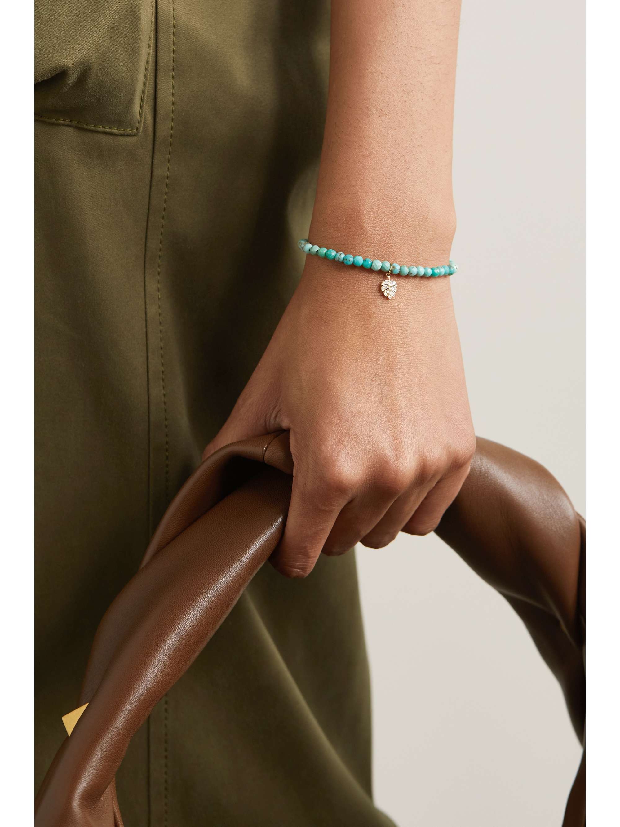 SYDNEY EVAN Tiny Monstera Leaf 14-karat gold multi-stone bracelet
