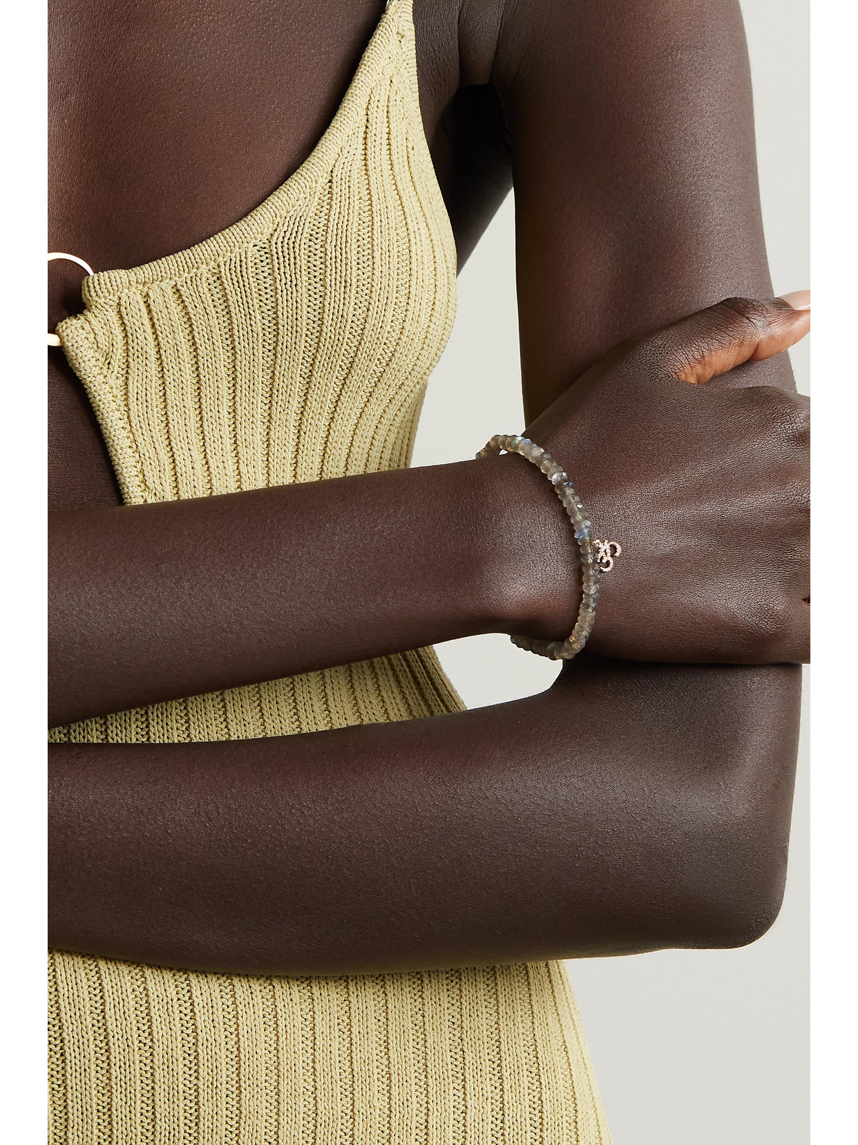 Sydney Evan Small Om 14-karat Gold, Labradorite And Diamond Bracelet In Gold