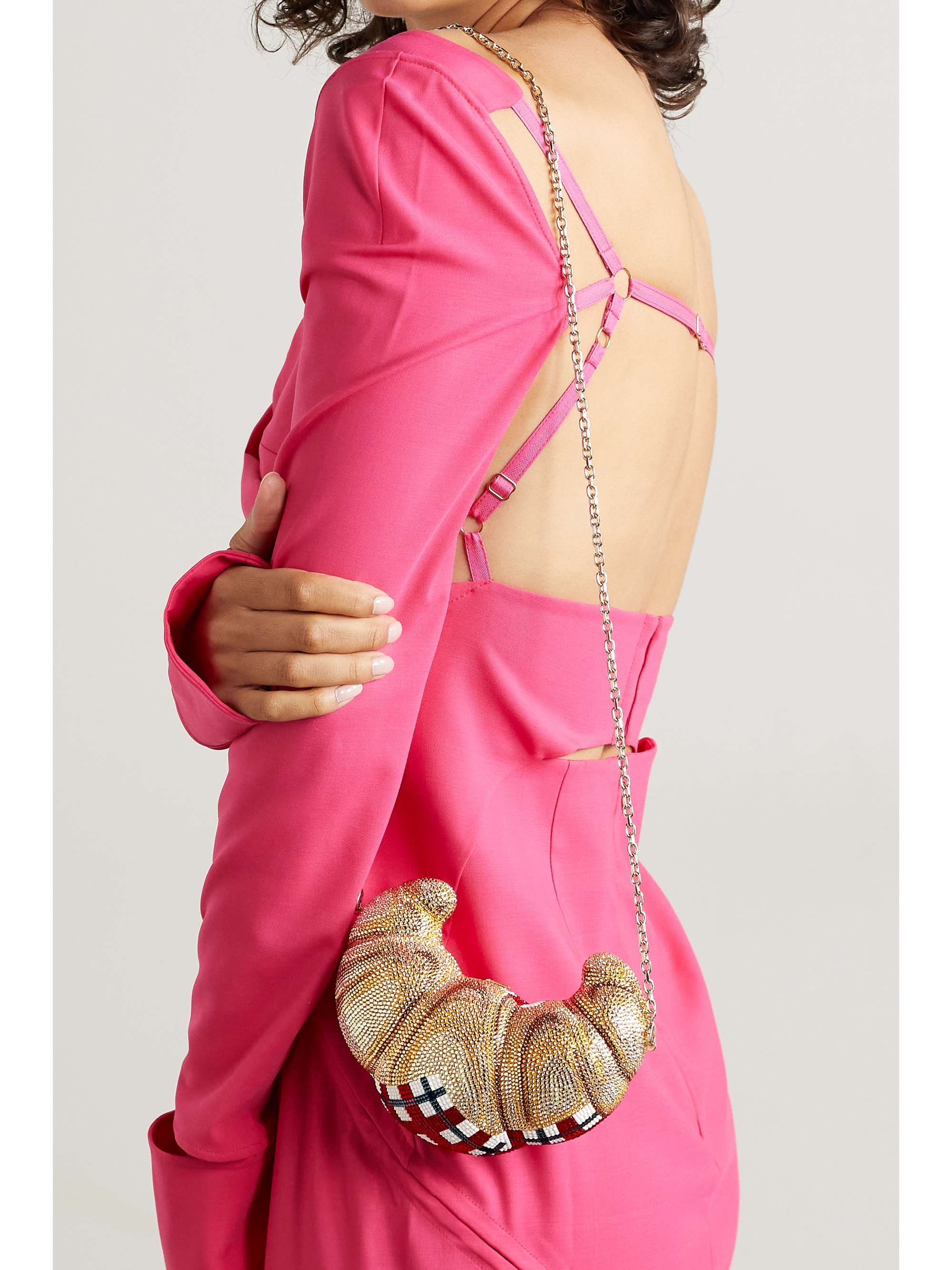 JUDITH LEIBER COUTURE Pochette en métal doré à cristaux Croissant