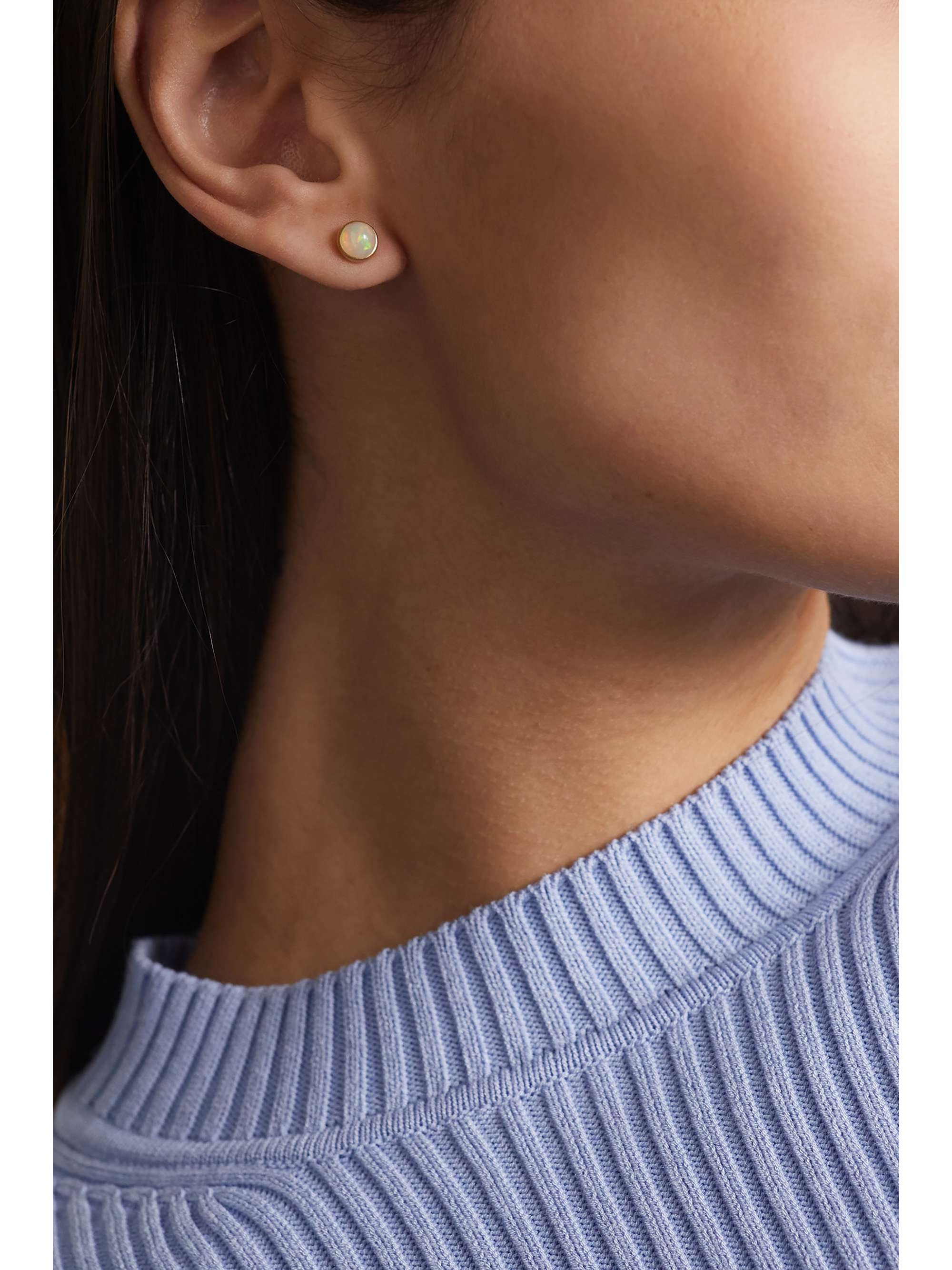 OLE LYNGGAARD COPENHAGEN Boucles d'oreilles en or 18 carats (750/1000) et opales Lotus