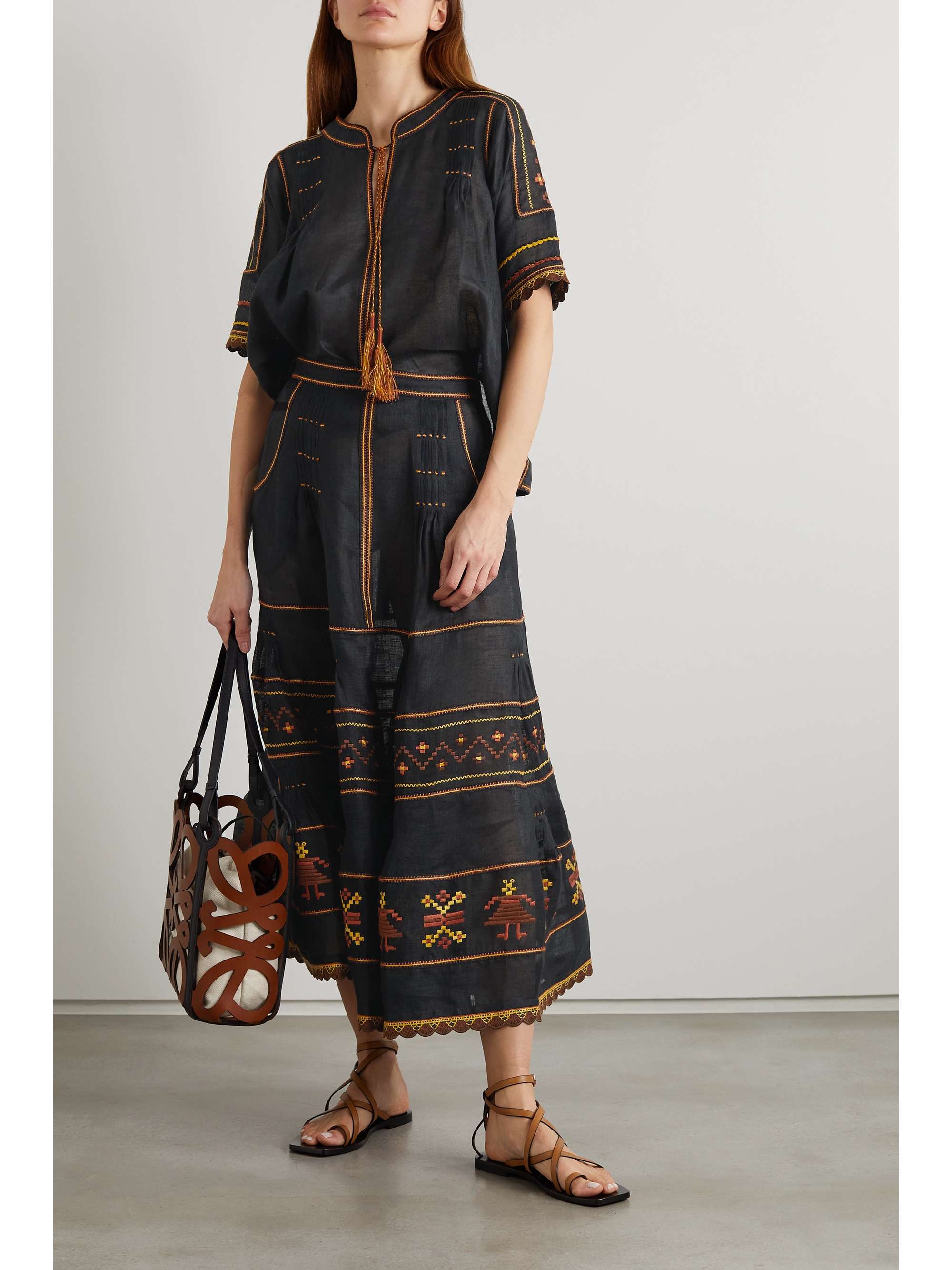 VITA KIN Salma embroidered linen blouse