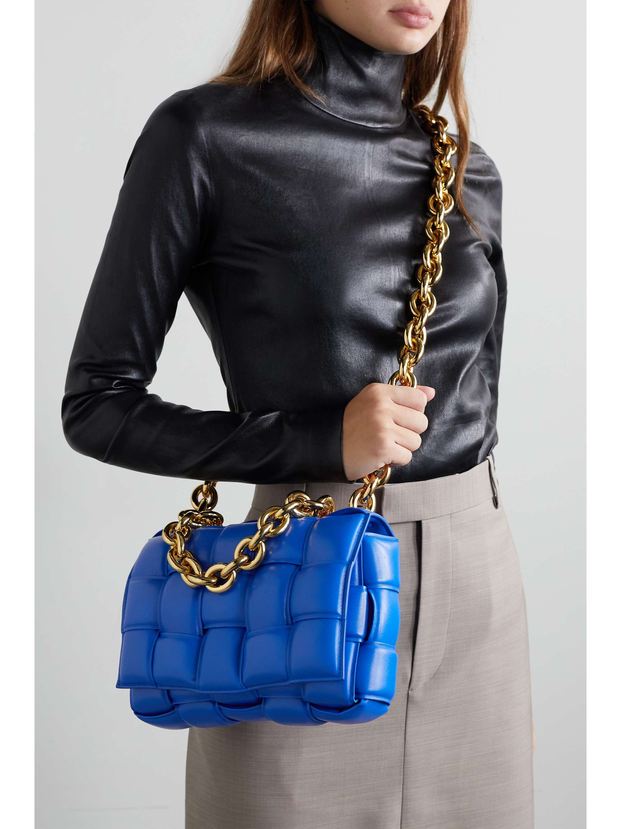 bottega veneta chain cassette