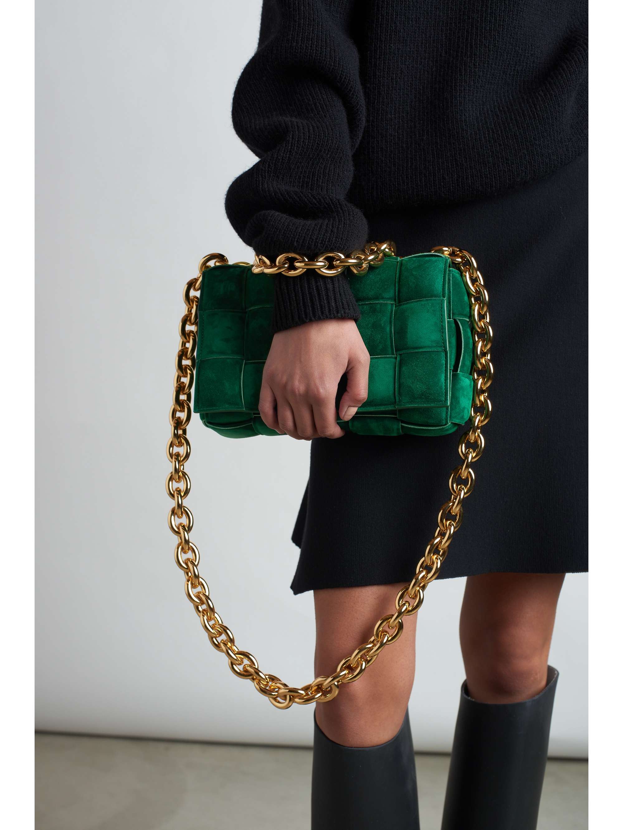 cassette bag with chain