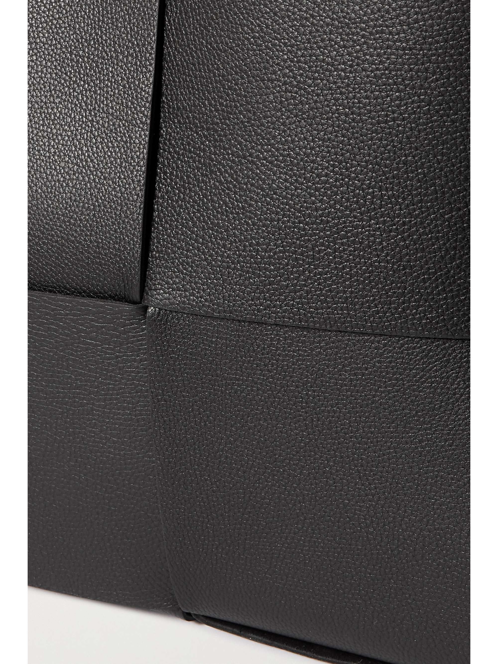 BOTTEGA VENETA Arco medium intrecciato leather tote