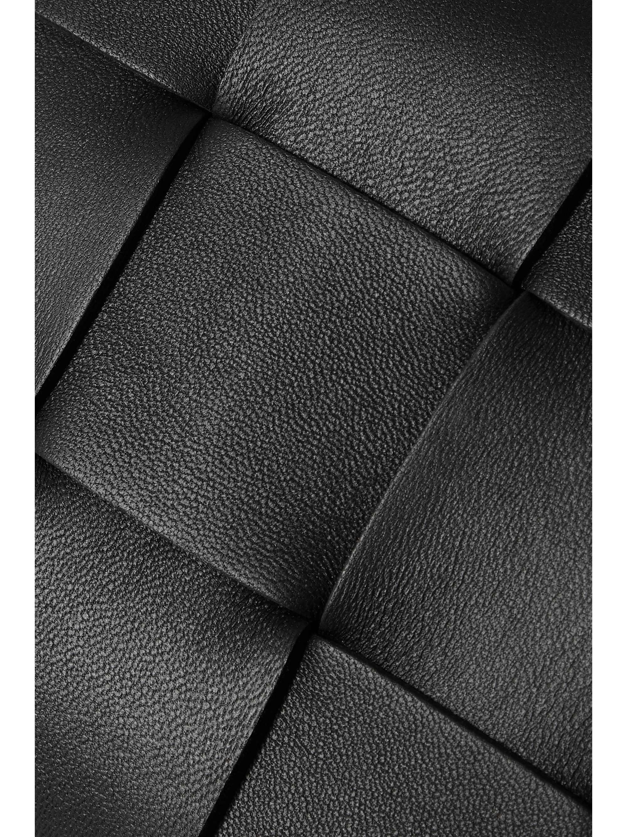 BOTTEGA VENETA Cassette intrecciato leather shoulder bag