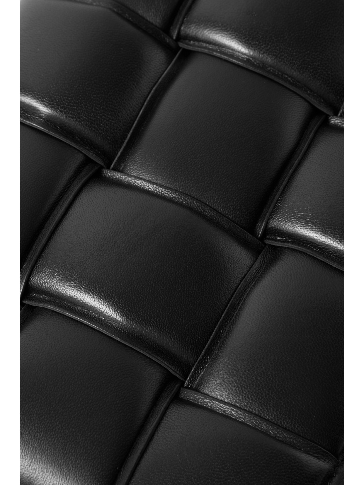 Bottega Veneta Cassette Padded Intrecciato Leather Shoulder Bag In Black