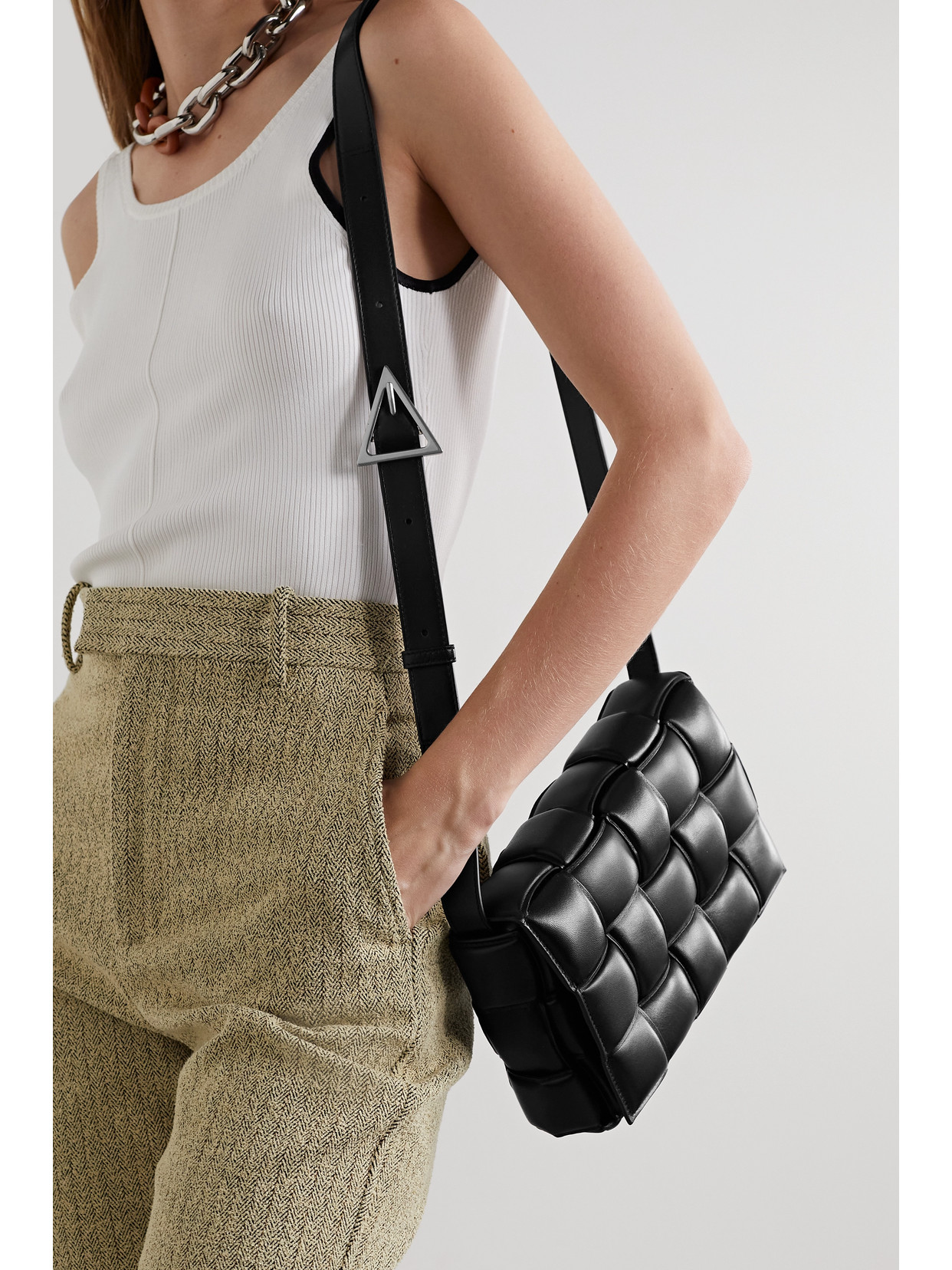 Bottega Veneta Cassette Padded Intrecciato Leather Shoulder Bag In Black