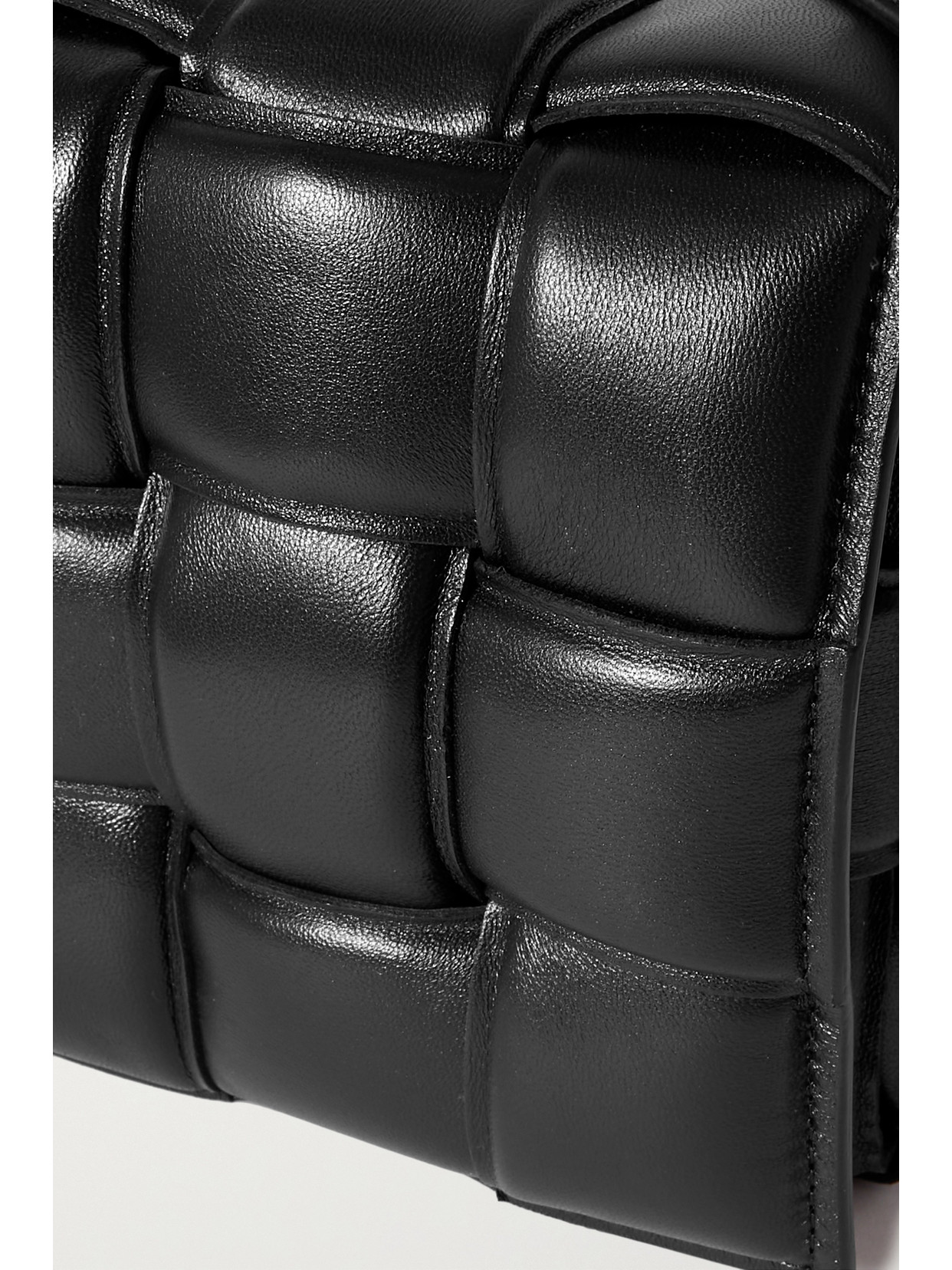 Cassette Medium Padded Intrecciato Shoulder Bag