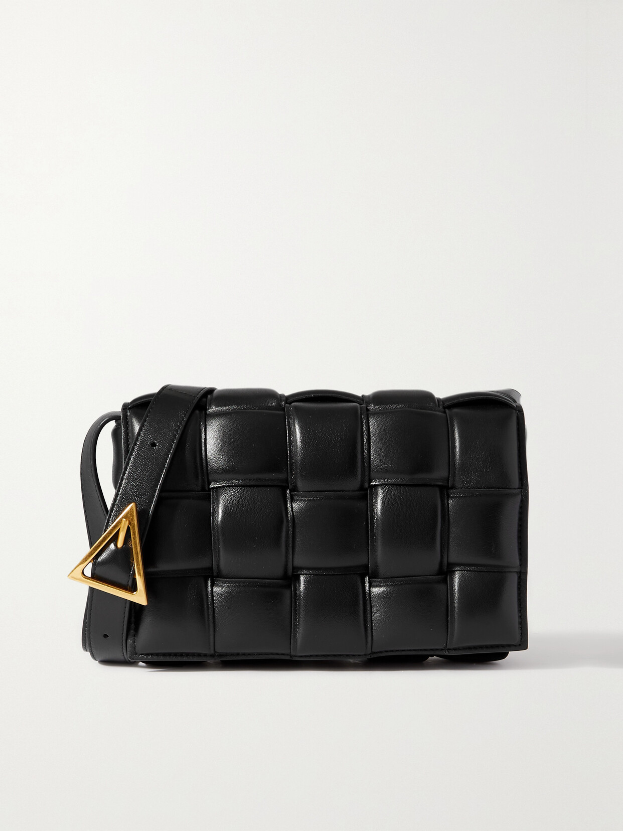 Bottega Veneta Cassette Medium Padded Intrecciato Leather Shoulder Bag In Black