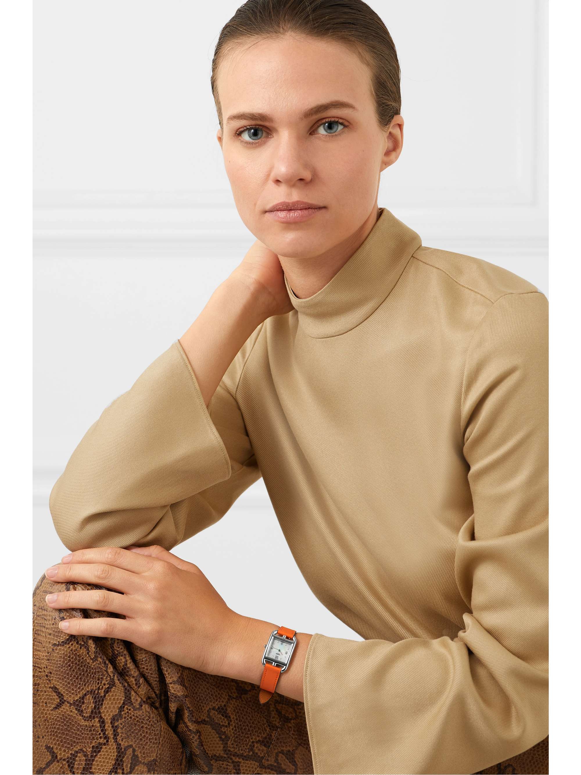 HERMÈS TIMEPIECES Cape Cod 23mm small stainless steel, leather, mother-of-pearl and diamond watch