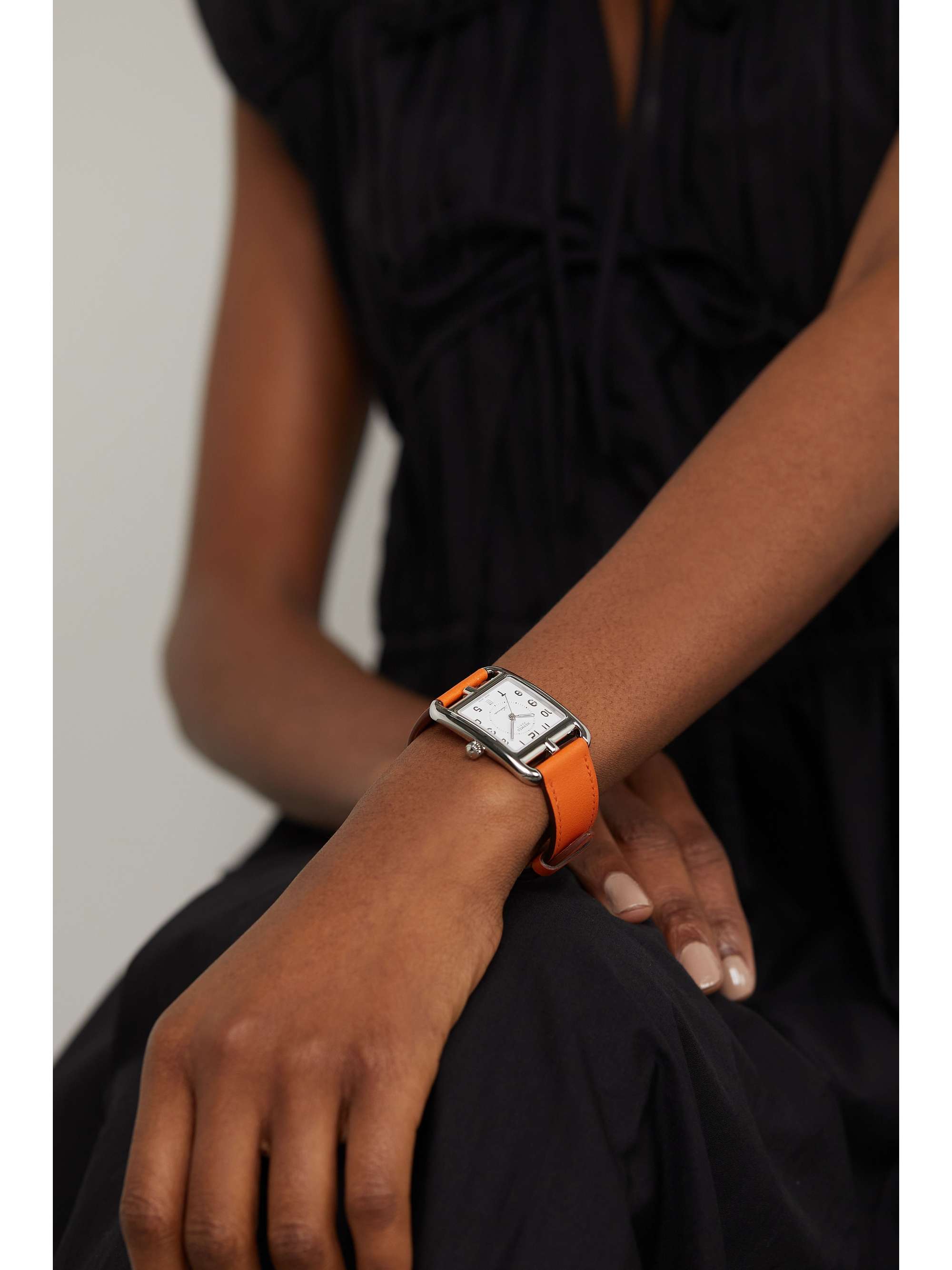 HERMÈS TIMEPIECES Montre en acier inoxydable à bracelet en cuir Cape Cod Crepuscule Large, 37 mm
