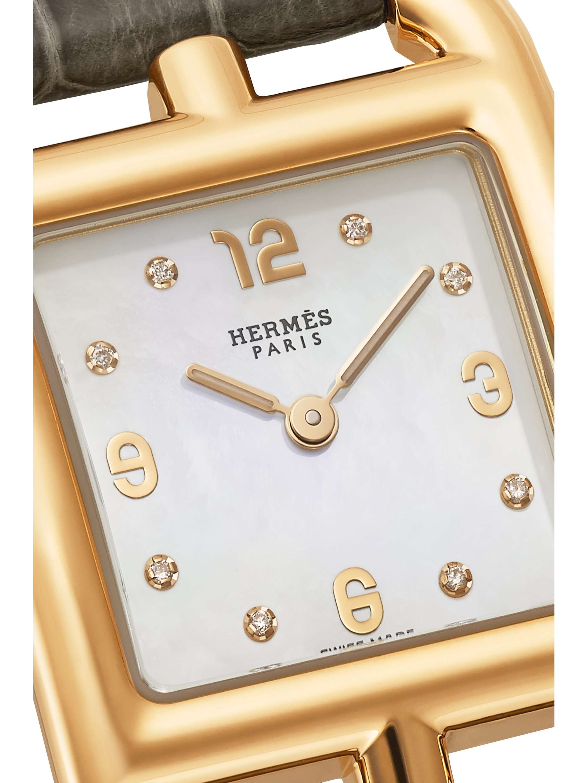 HERMÈS TIMEPIECES Cape Cod 23mm small 18-karat gold, alligator, mother-of-pearl and diamond watch