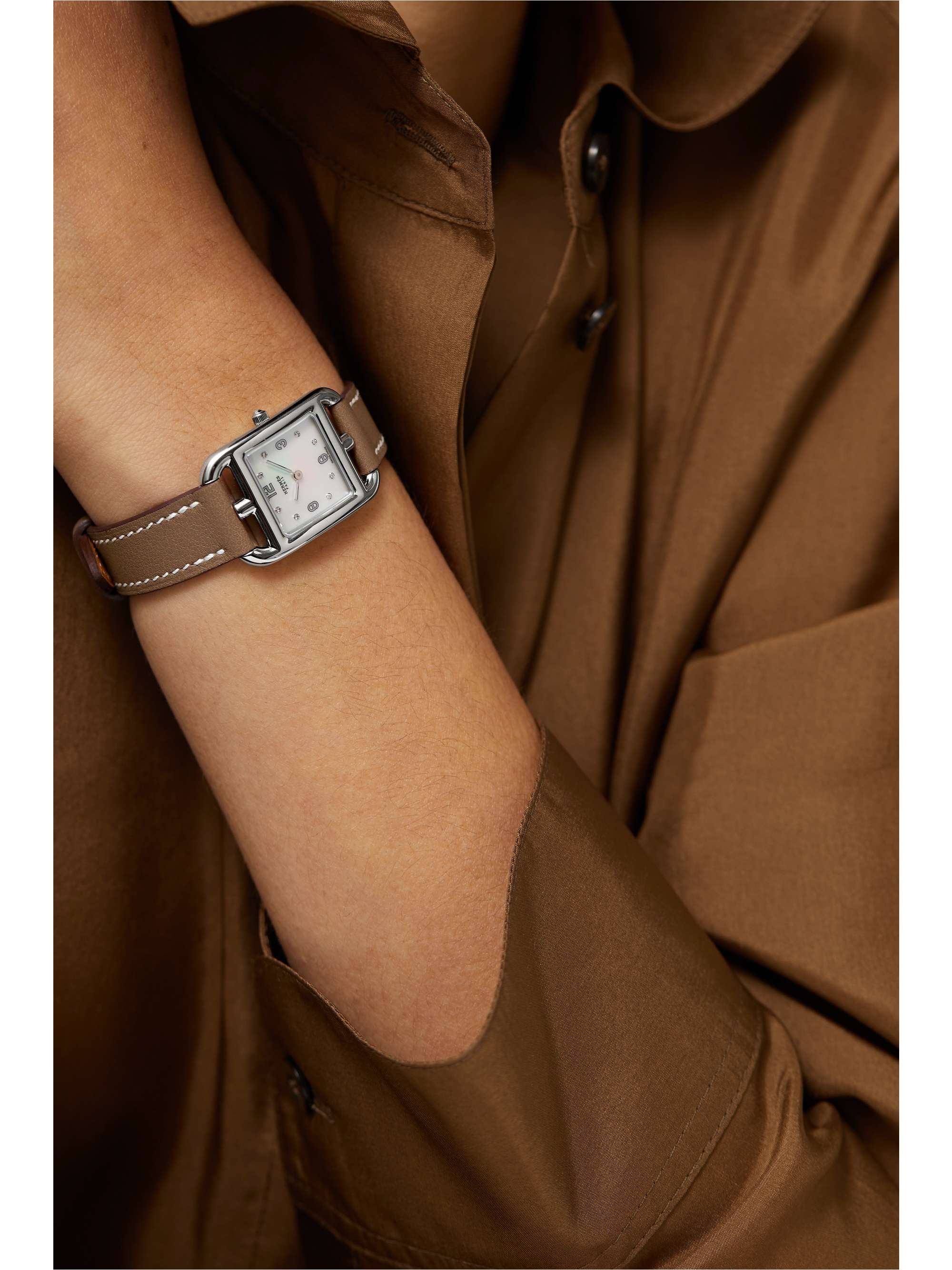 HERMÈS TIMEPIECES Cape Cod 23mm small stainless steel, leather, mother-of-pearl and diamond watch